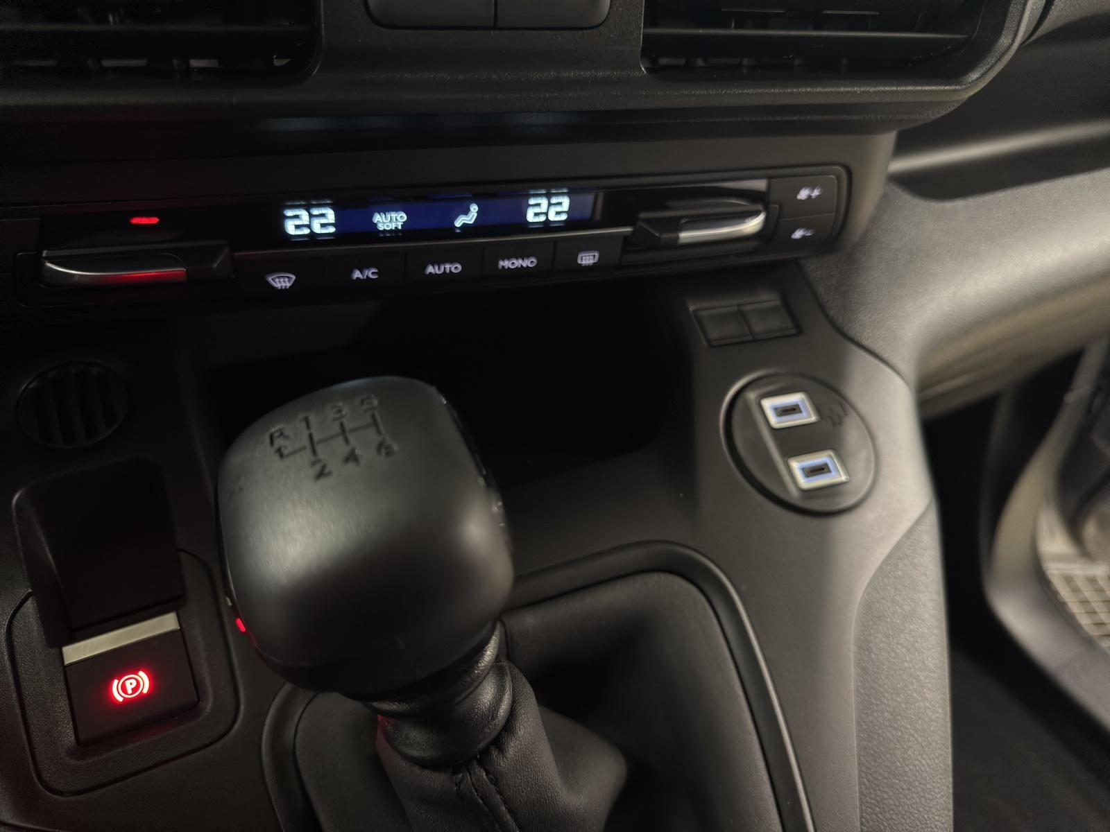 CITROEN Berlingo 1.2 PureTech Plus-image-15