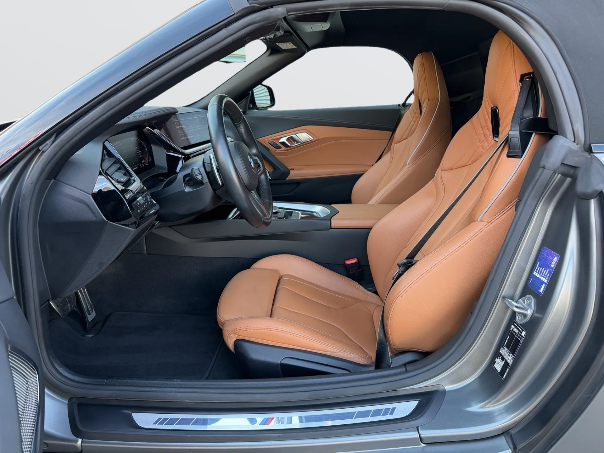 BMW Z4 sDrive 20i M Sport Steptronic-image-9