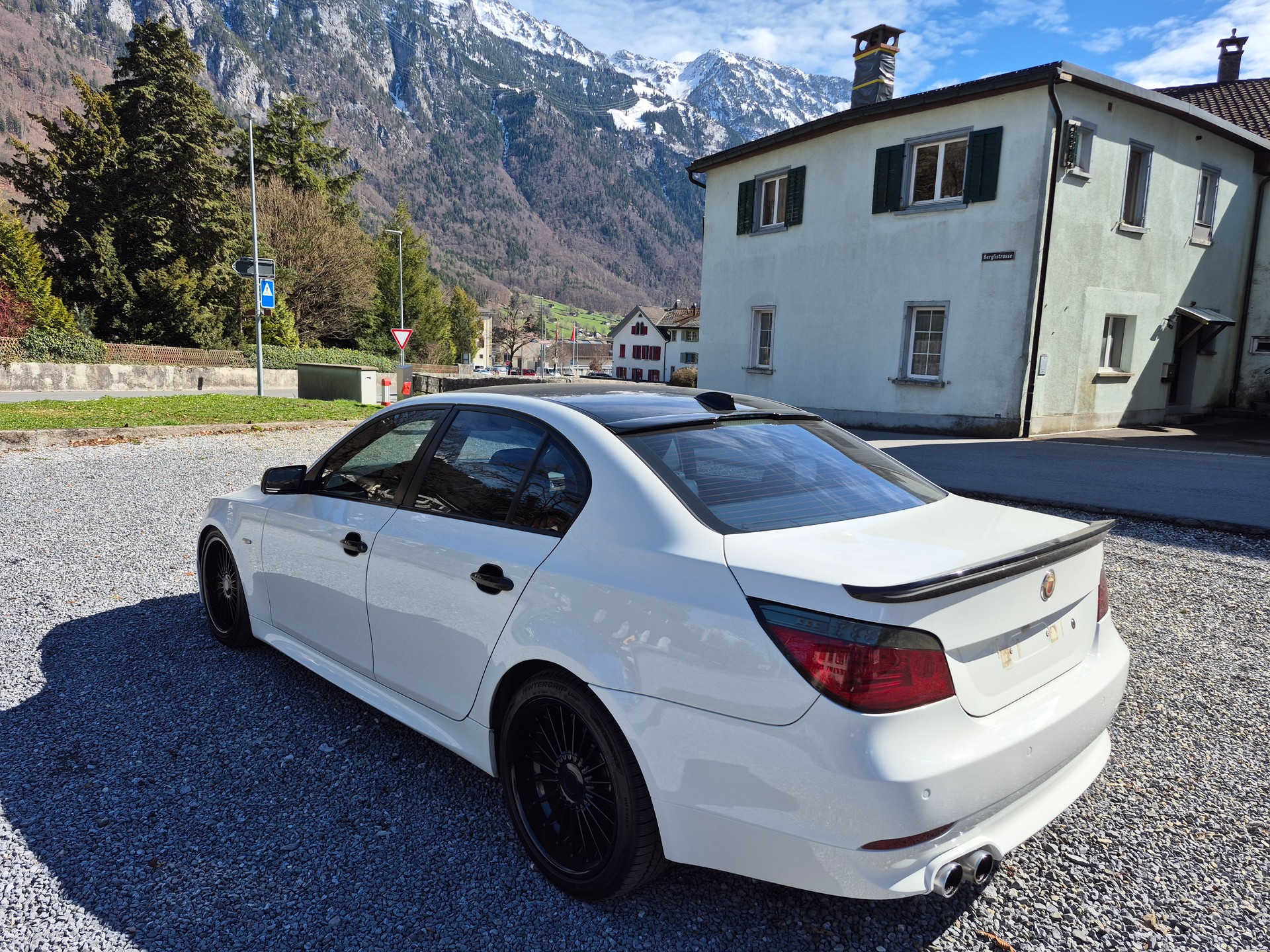 BMW-ALPINA B5 4.4 V8-image-5