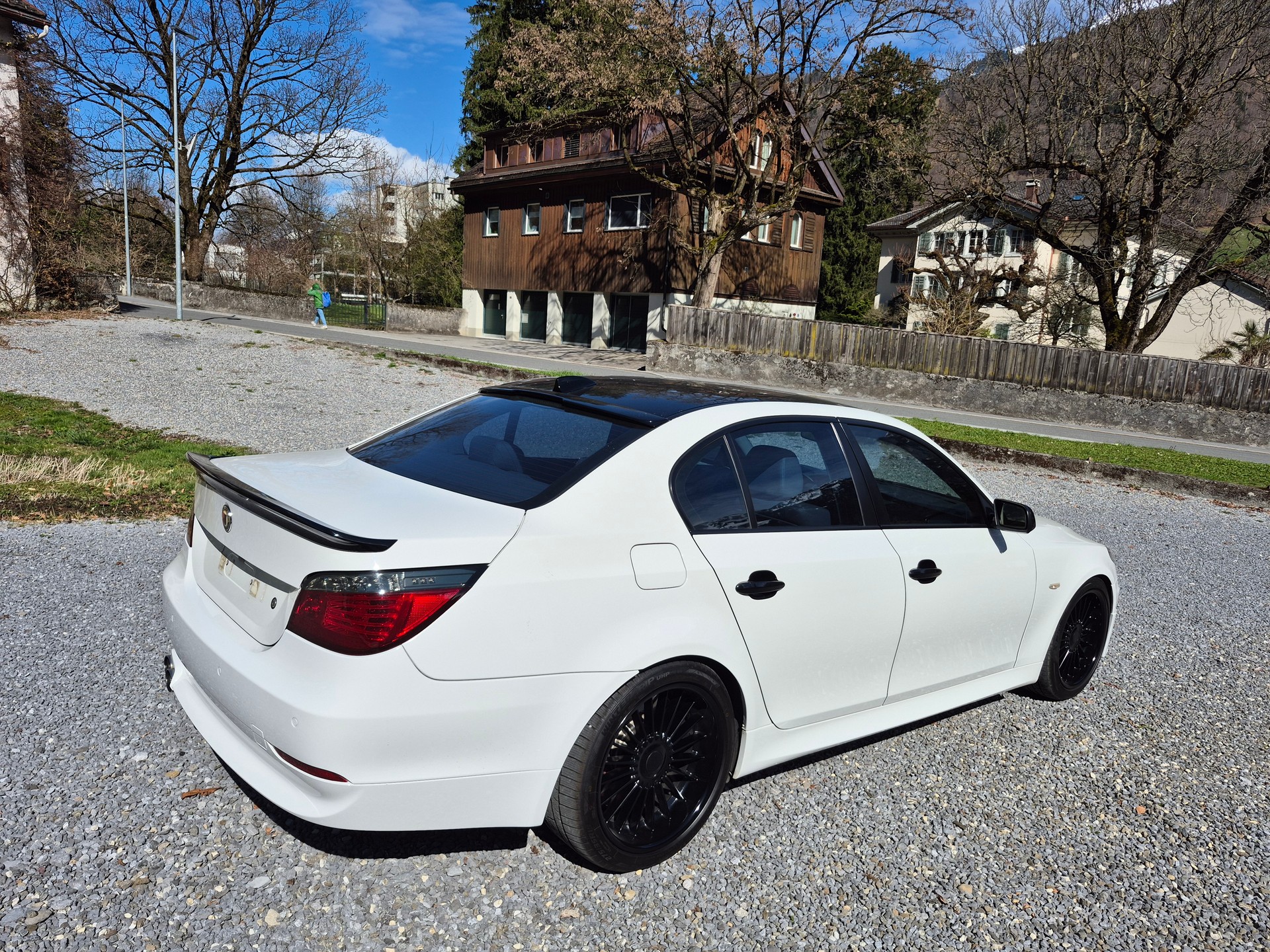 BMW-ALPINA B5 4.4 V8-image-3