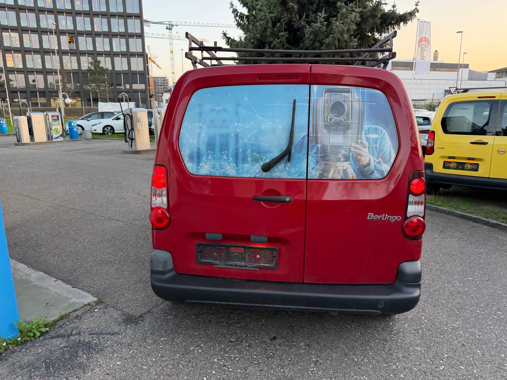 CITROEN Berlingo 1.6 HDi 600 Komfort (Confort)-image-5