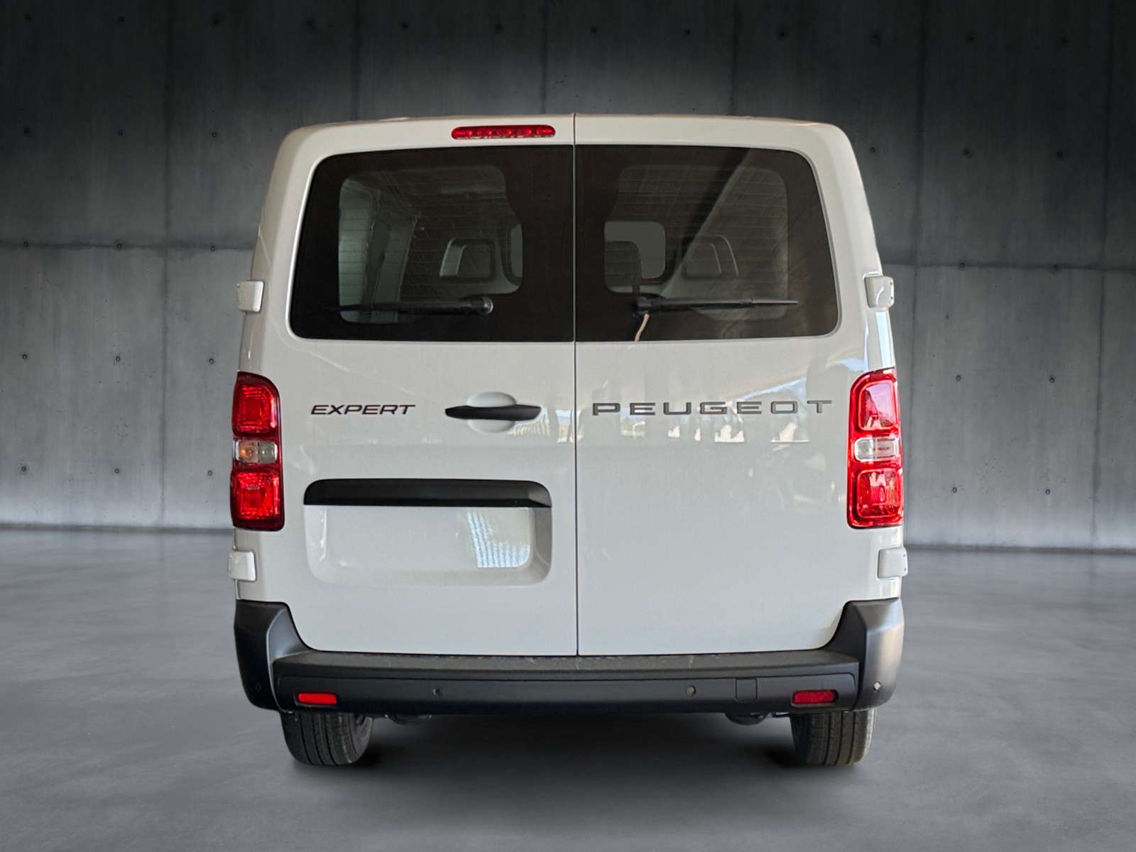 PEUGEOT Expert 2.2 BlueHDi 150 S&S Long EAT8-image-2