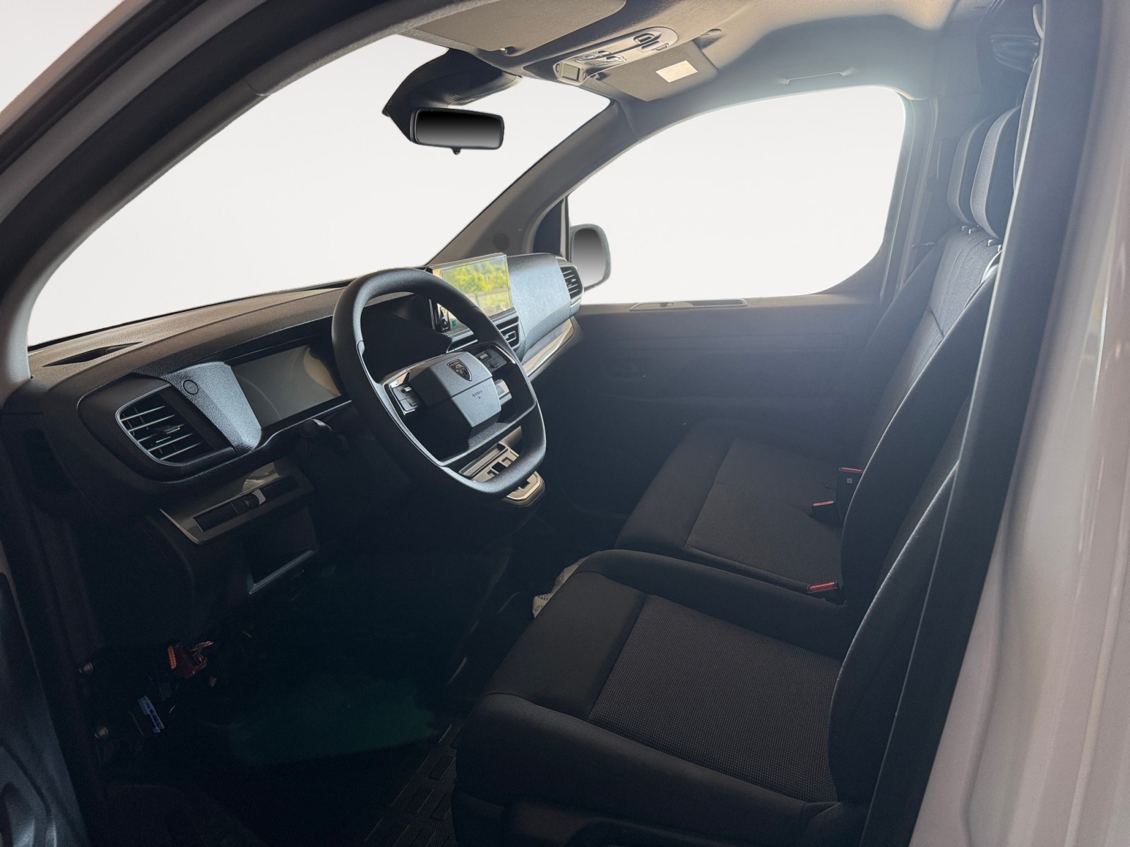 PEUGEOT Expert 2.2 BlueHDi 150 S&S Long EAT8-image-5