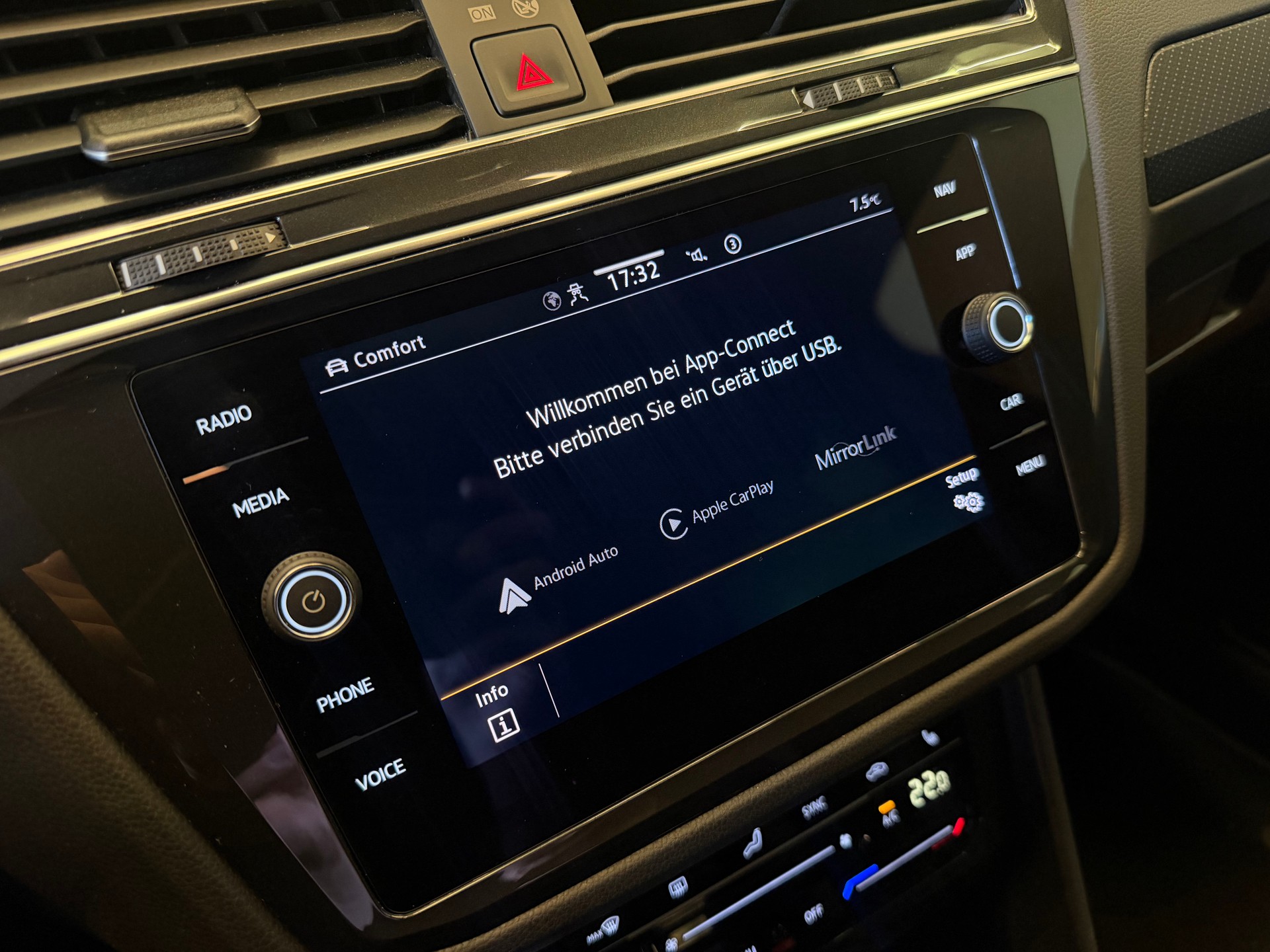 VW Tiguan 2.0 TDI SCR R-Line DSG-image-20
