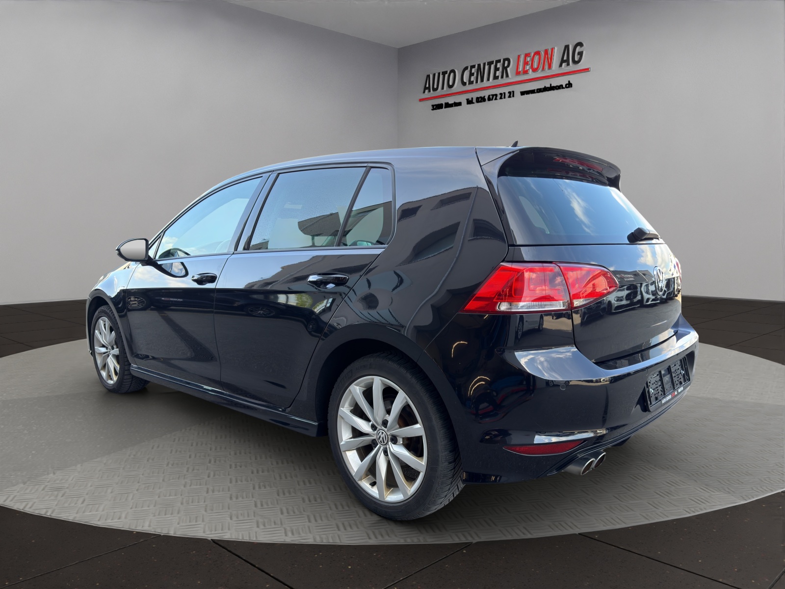 VW Golf 1.6 TDI Comfortline 4Motion-image-3