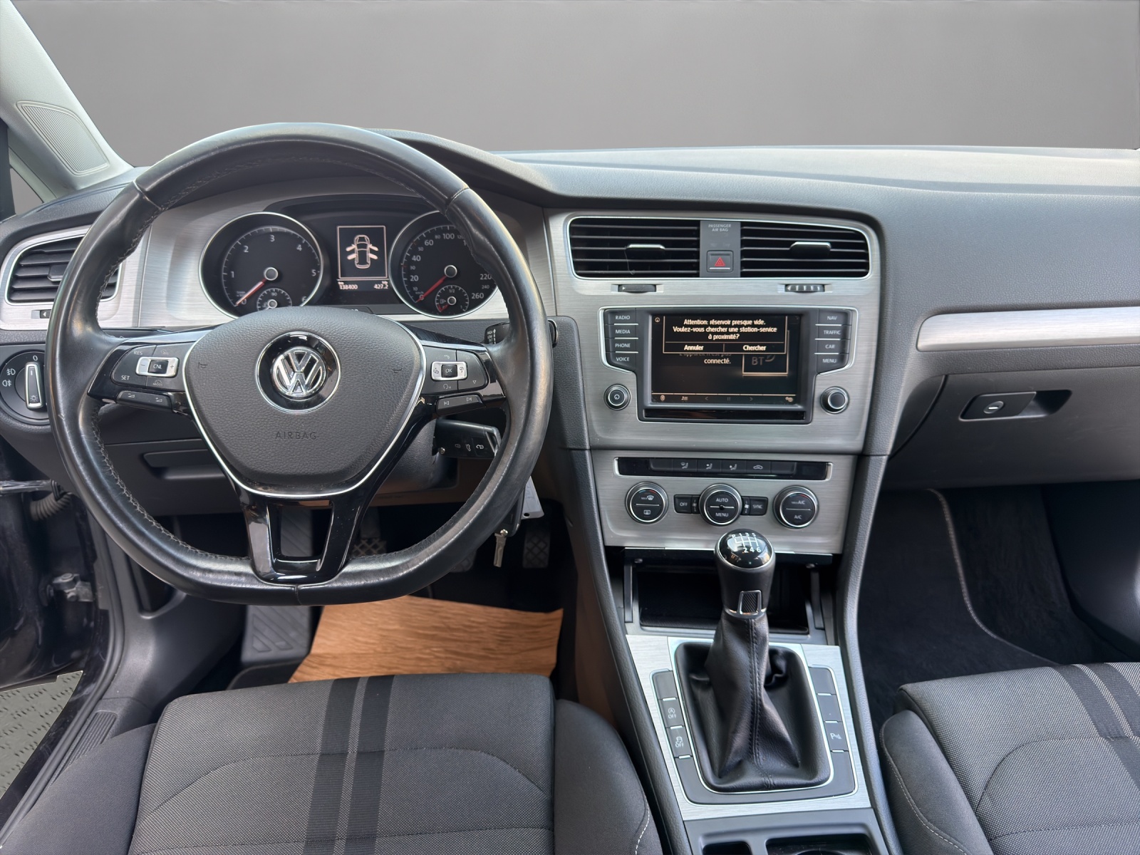 VW Golf 1.6 TDI Comfortline 4Motion-image-13