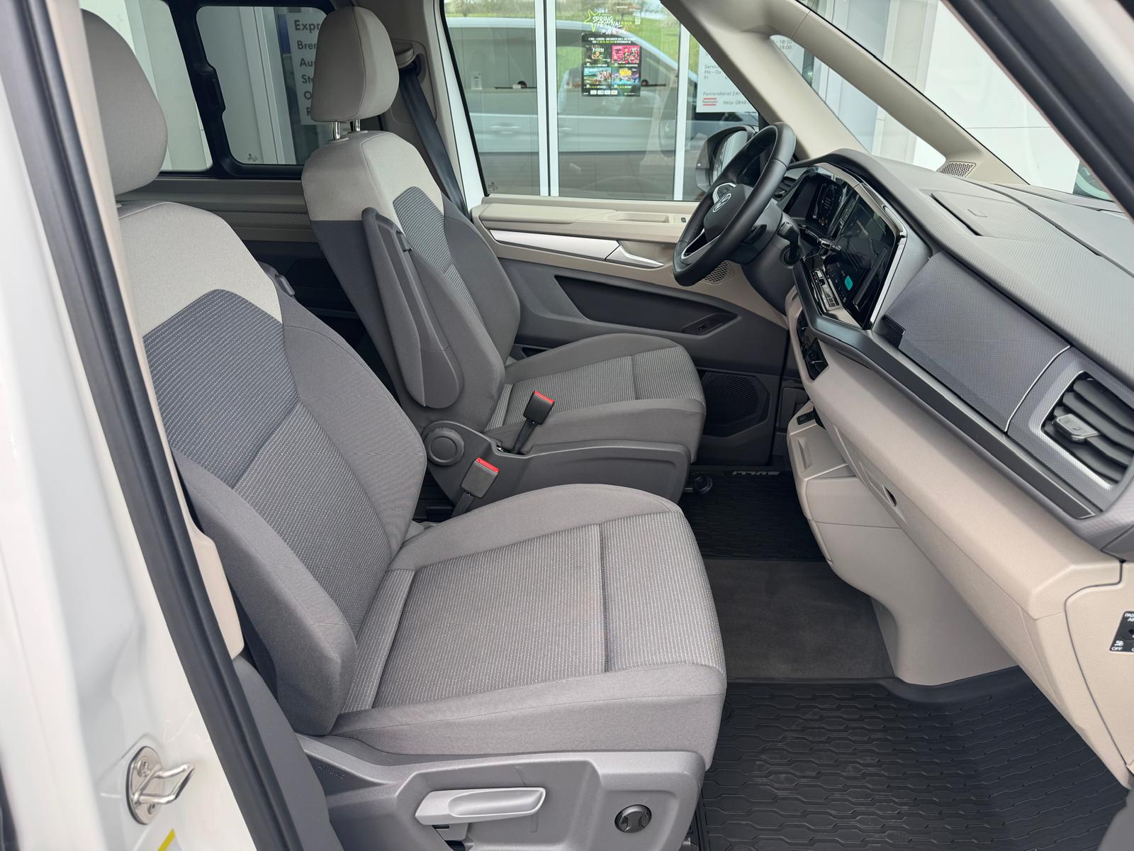 VW Multivan 1.5 eHybrid Liberty Lang DSG-image-2