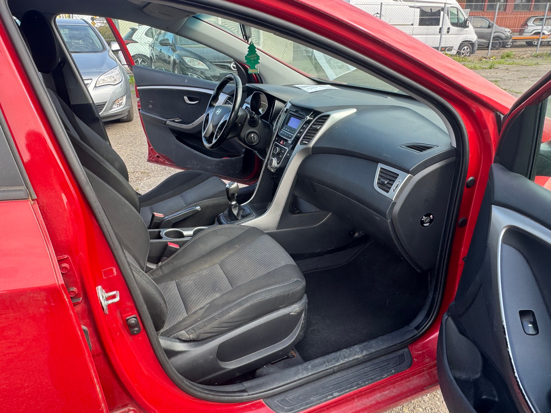 HYUNDAI i30 Wagon 1.6 CRDi Vertex-image-7