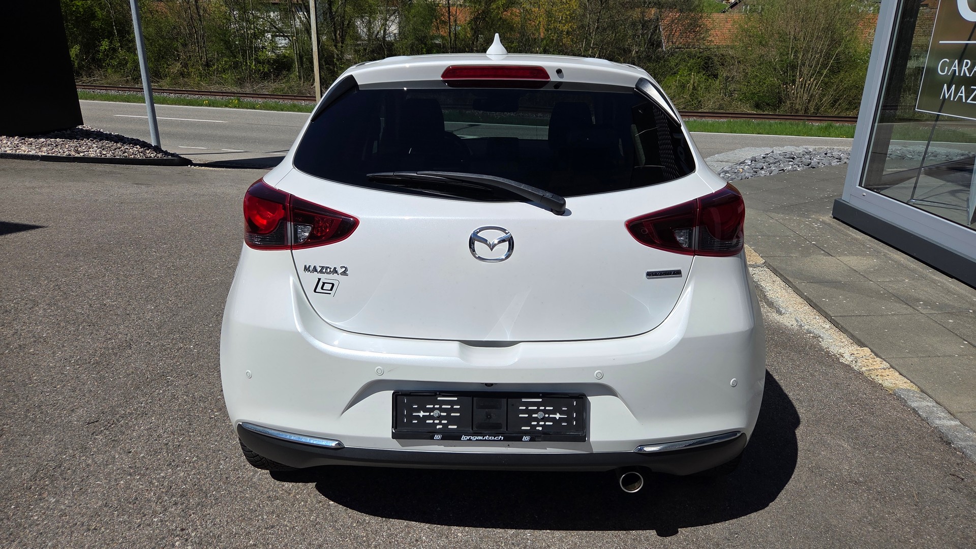 MAZDA 2 SKYACTIV-G 90 Mild Hybrid Revolution-image-5