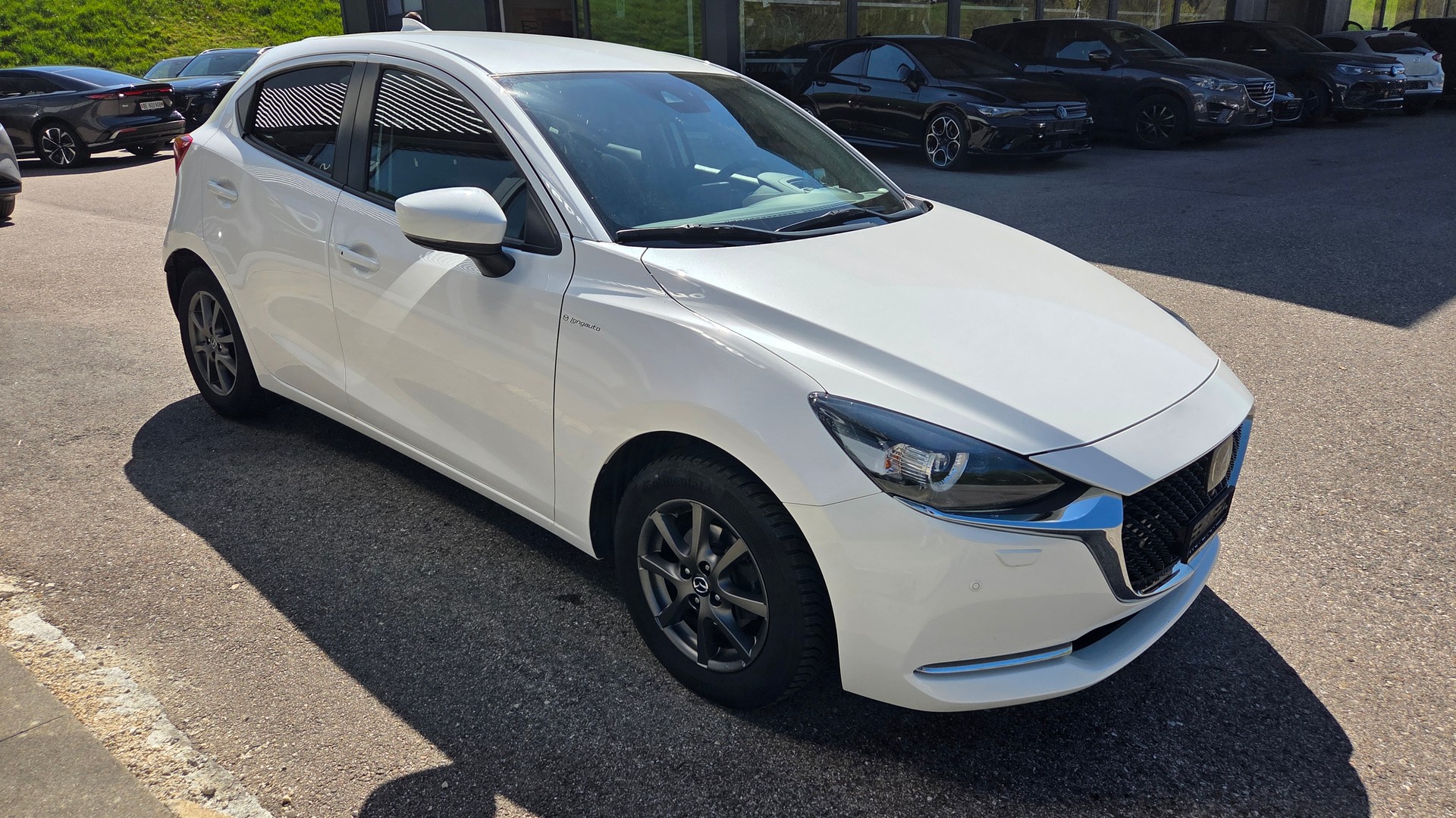 MAZDA 2 SKYACTIV-G 90 Mild Hybrid Revolution-image-3