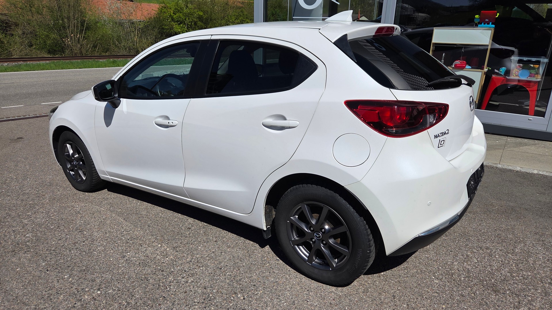 MAZDA 2 SKYACTIV-G 90 Mild Hybrid Revolution-image-6