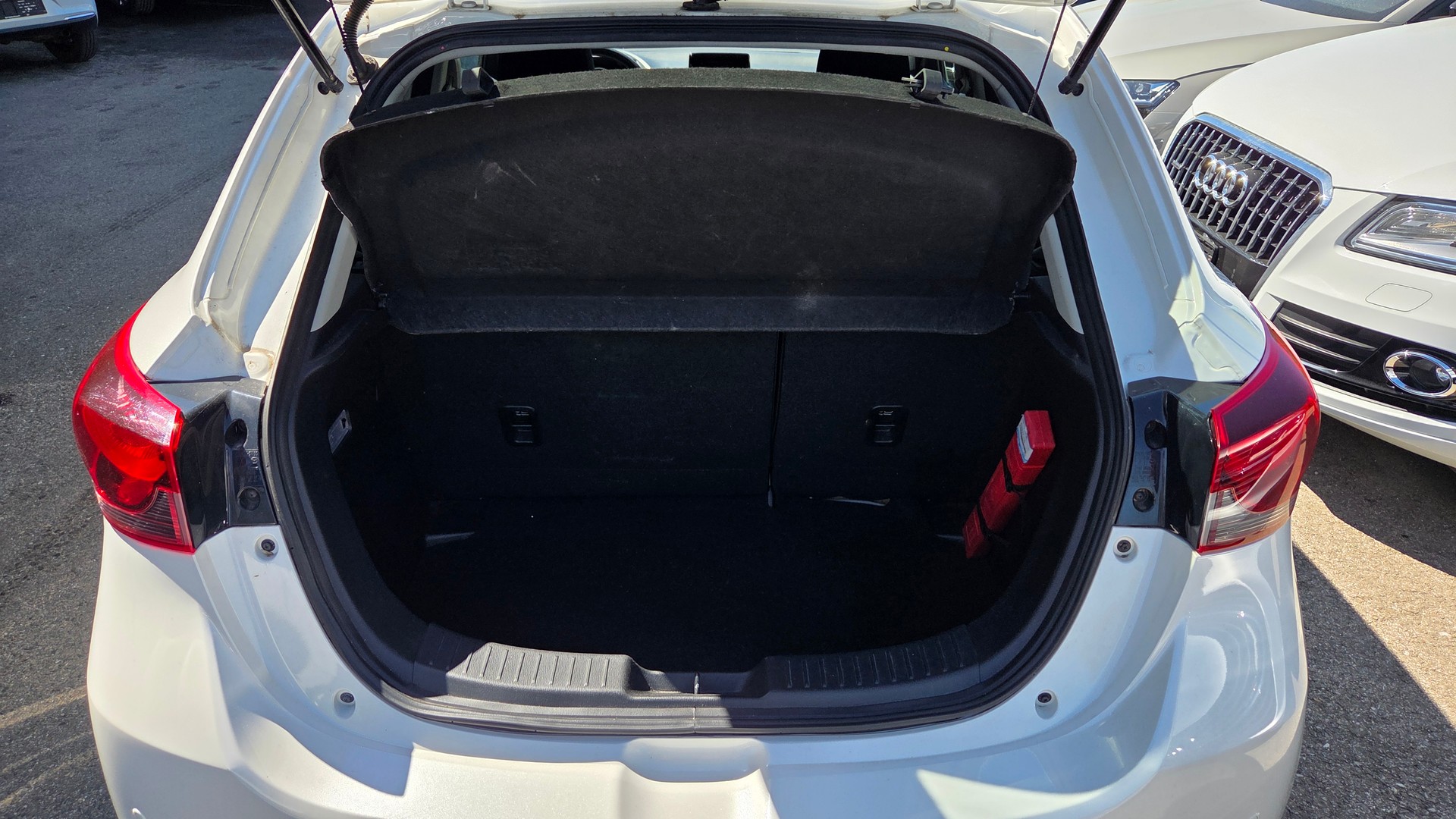 MAZDA 2 SKYACTIV-G 90 Mild Hybrid Revolution-image-8