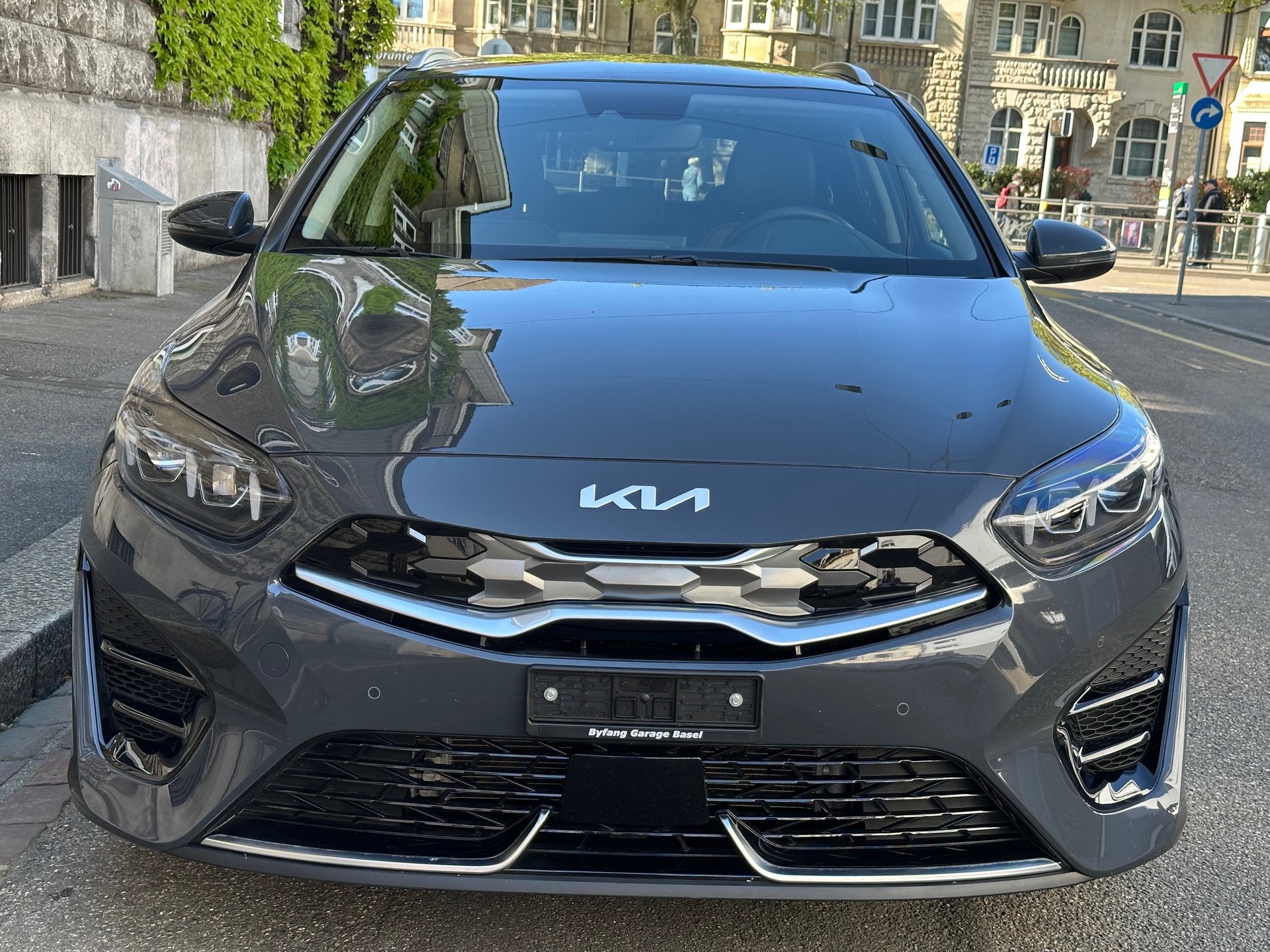 KIA Ceed Sportswagon 1.6 GDi Plug-in Hybrid Style DCT-image-1