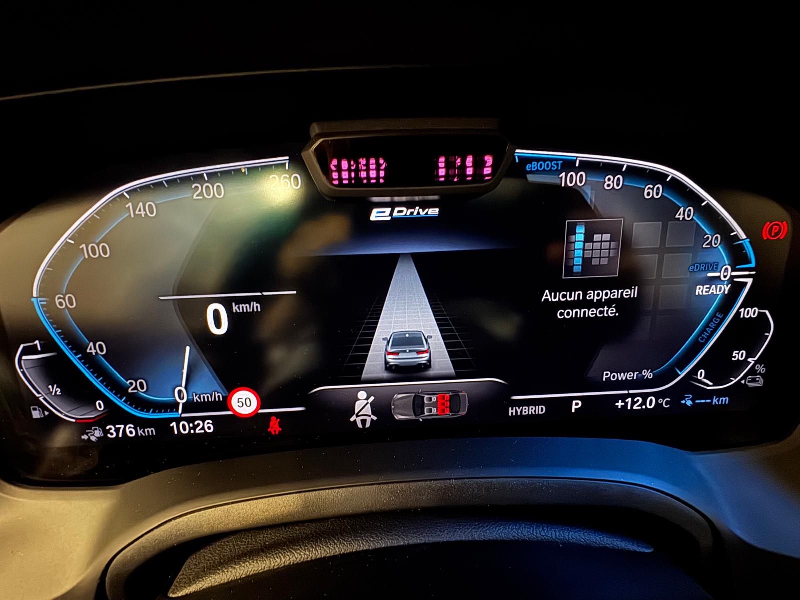 BMW 330e Steptronic M Sport-image-16