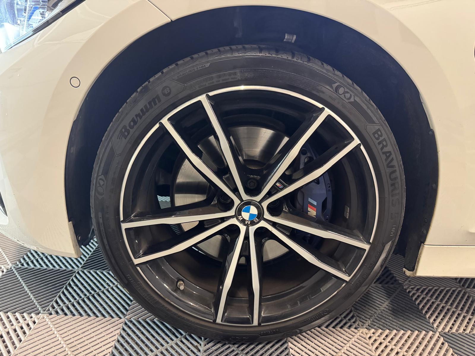 BMW 330e Steptronic M Sport-image-28