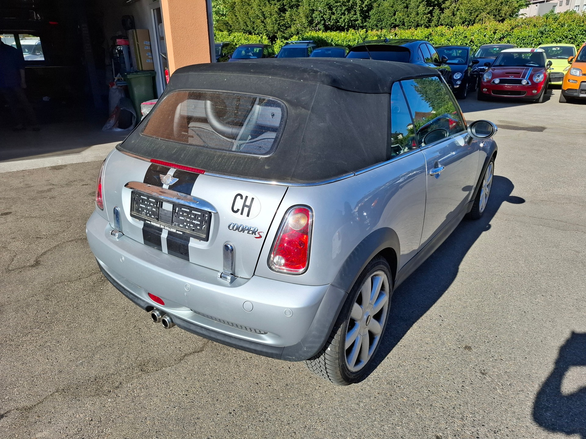 MINI Cooper S Cabriolet-image-11
