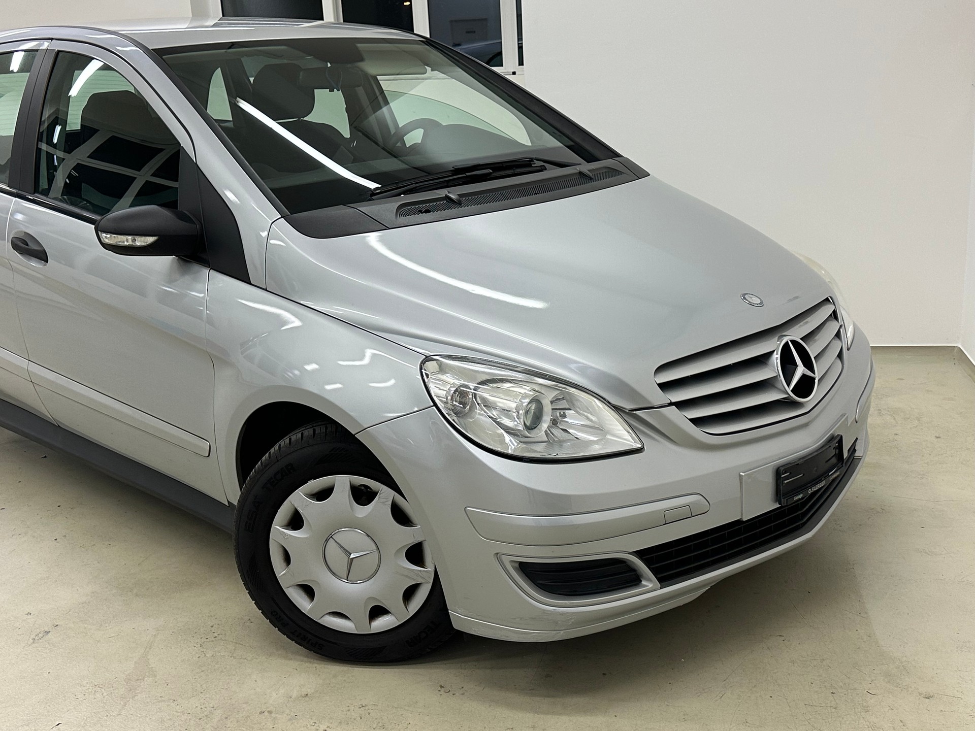 MERCEDES-BENZ B 170 (B180) Automat-image-5