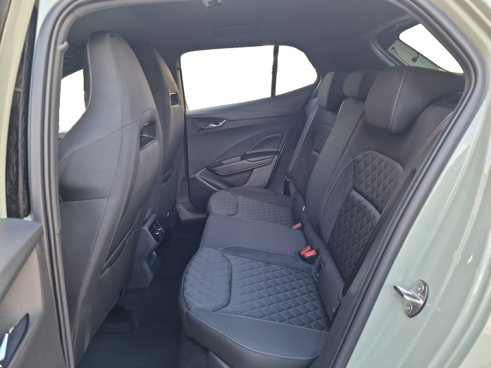 SKODA Fabia 1.0 TSI Monte Carlo DSG 2026-image-23