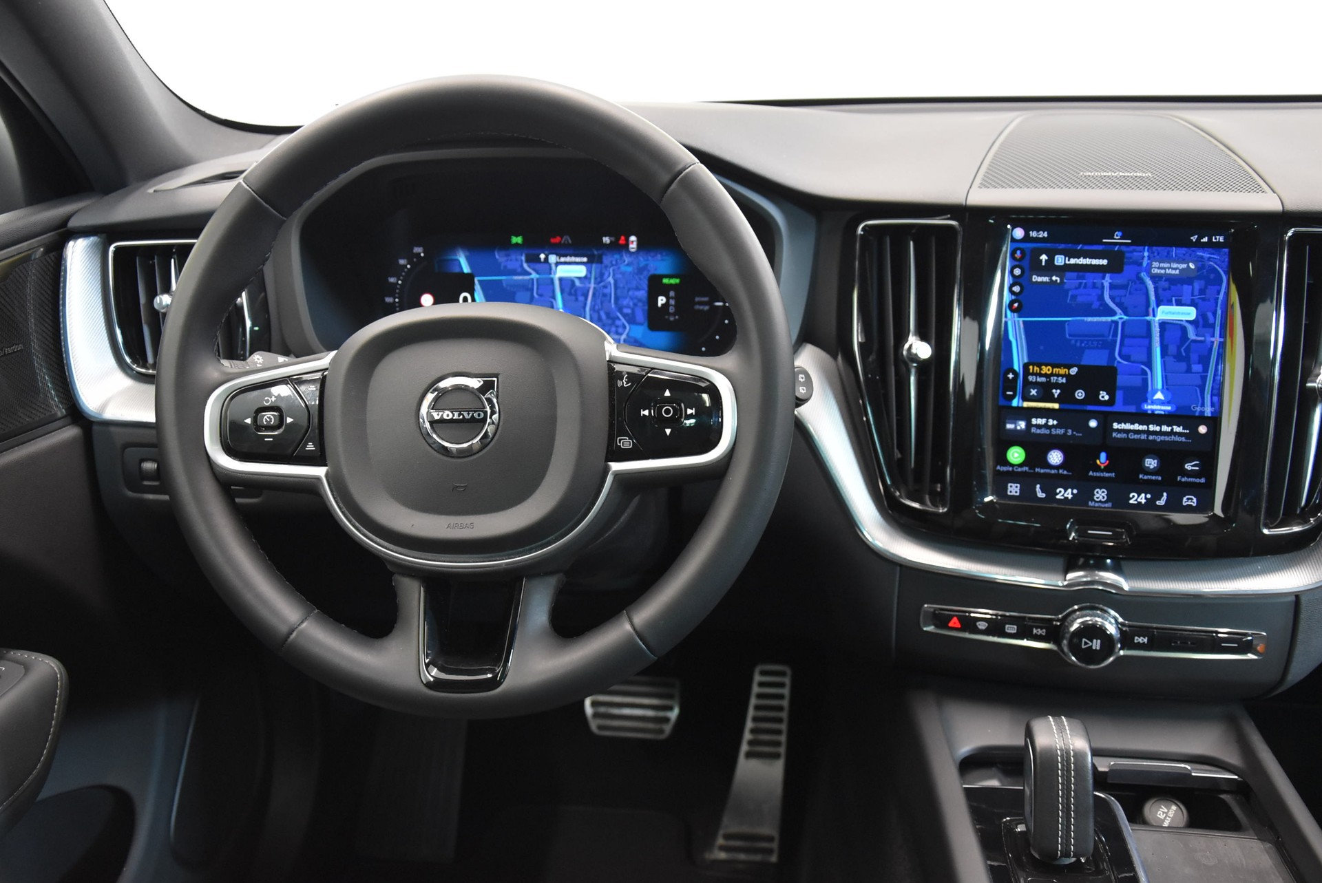 VOLVO XC60 T6 eAWD R-Design Geartronic-image-4