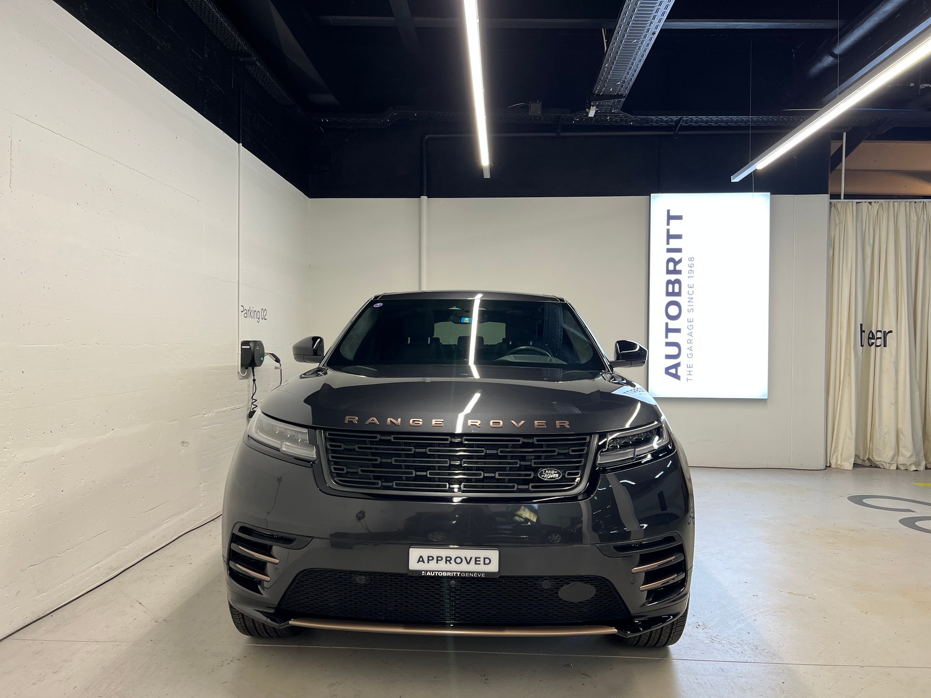 LAND ROVER Range Rover Velar 3.0 I6 Autobiography-image-9