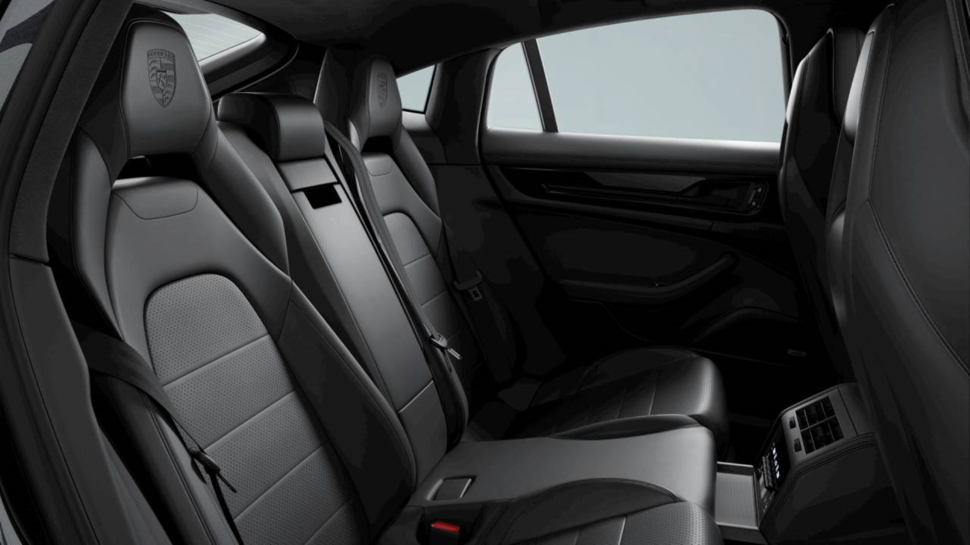 PORSCHE Panamera GTS-image-9