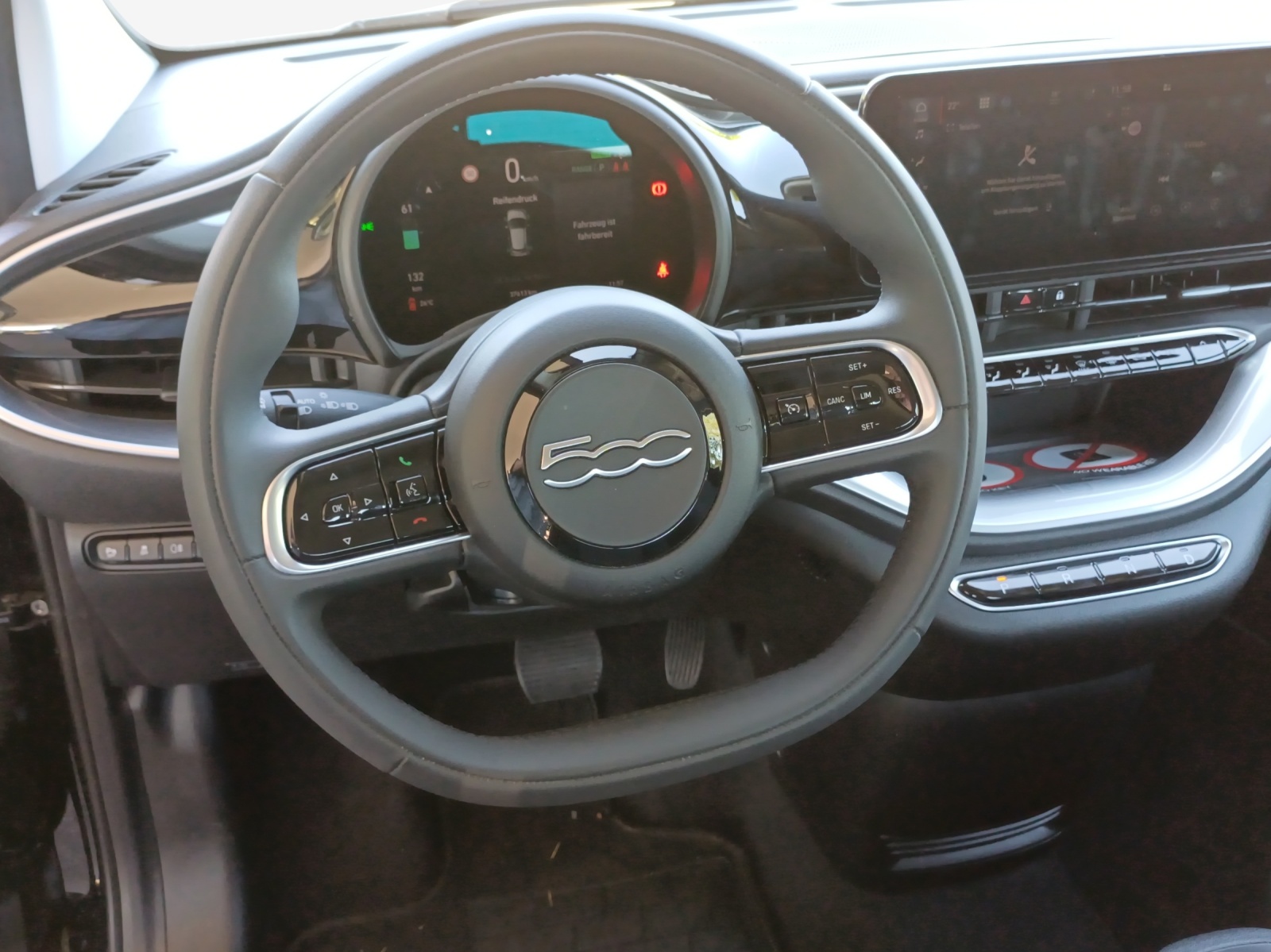 FIAT 500 C electric 87 kW Icon-image-10