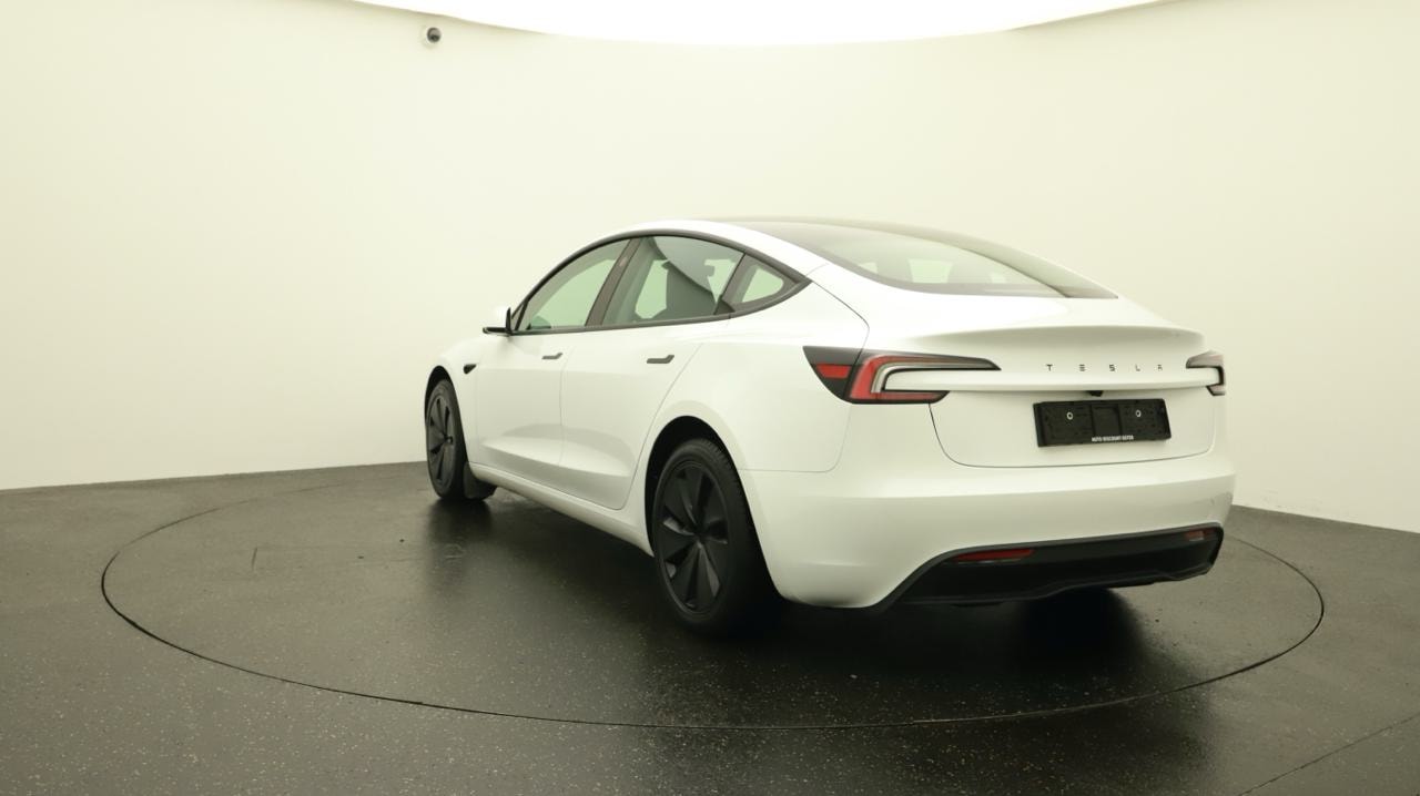 TESLA Model 3 RWD-image-3