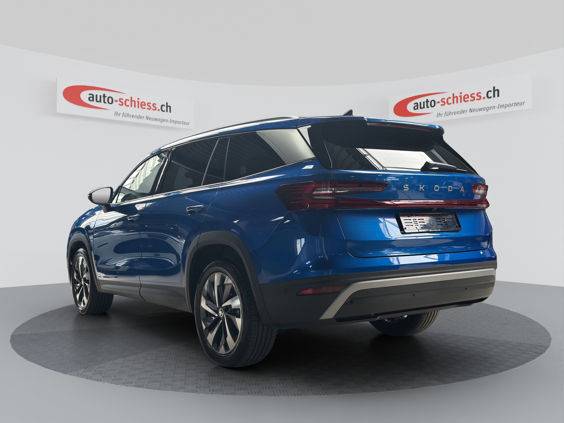 SKODA Kodiaq 2.0 TDI 7Pl. Selection 4x4-image-2