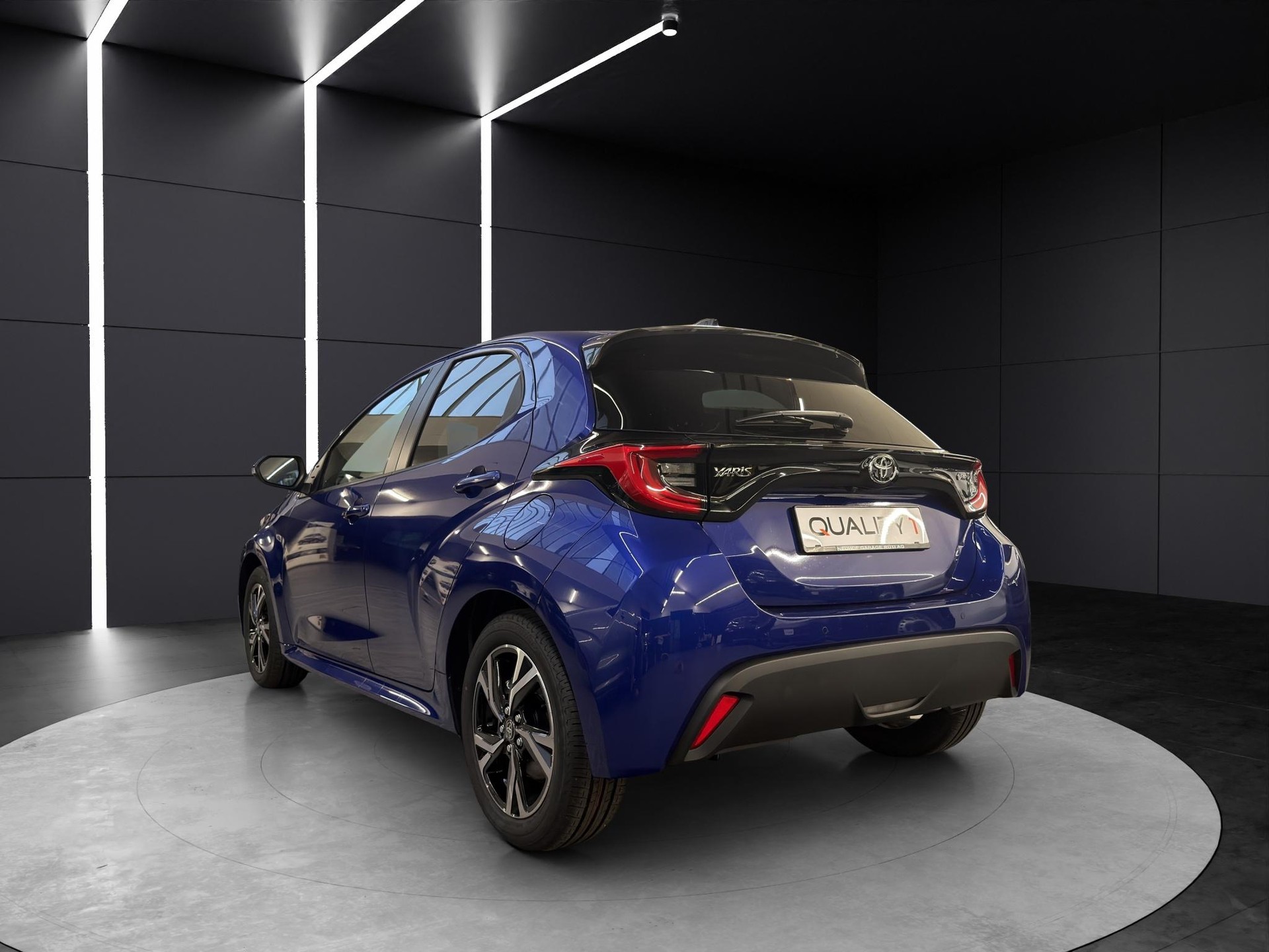 TOYOTA Yaris 1.5 VVT-i HSD Trend-showroom-element-2