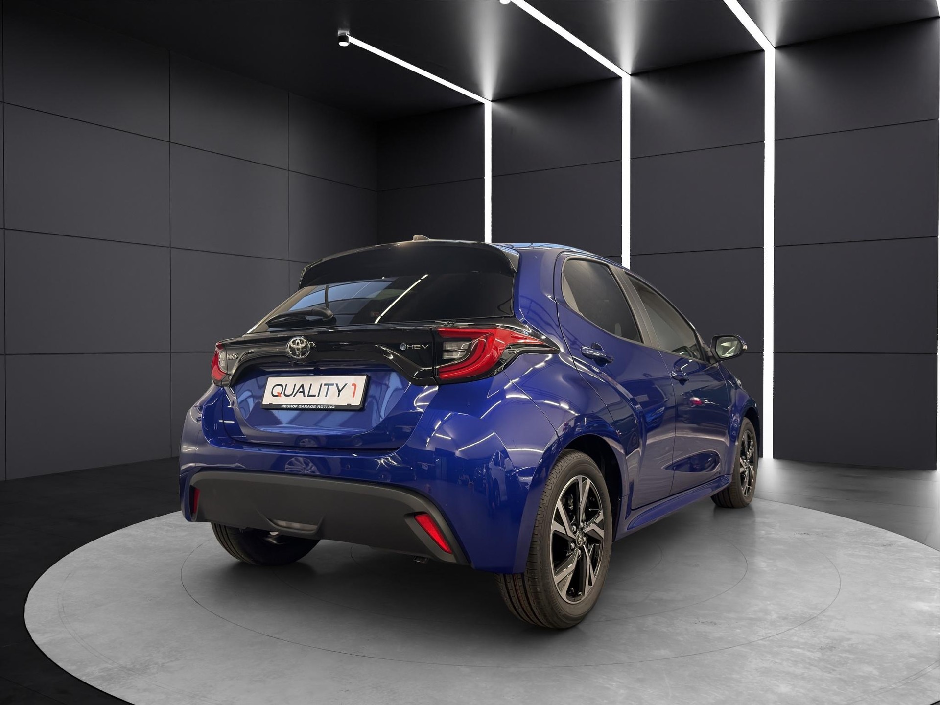 TOYOTA Yaris 1.5 VVT-i HSD Trend-image-4