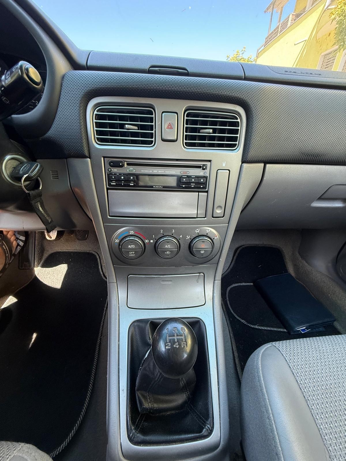 SUBARU Forester 2.0X-image-11