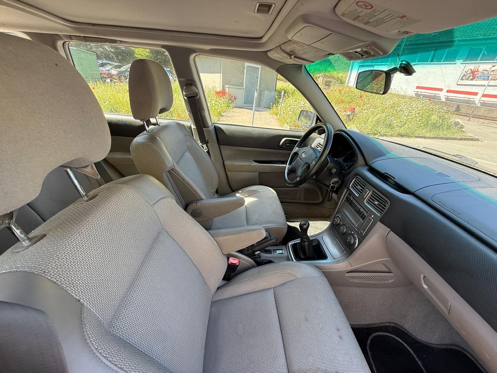 SUBARU Forester 2.0X-image-8