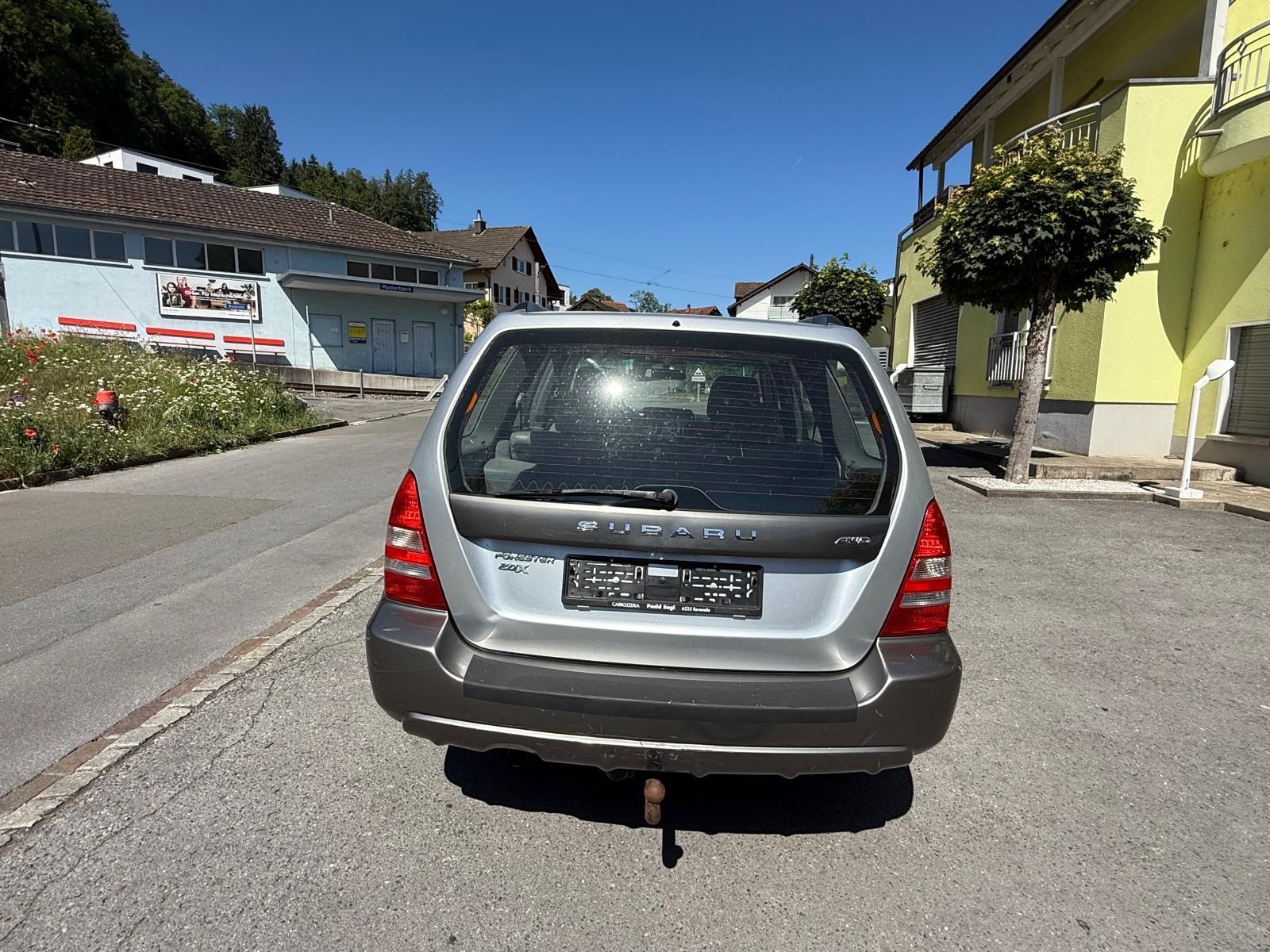 SUBARU Forester 2.0X-image-2