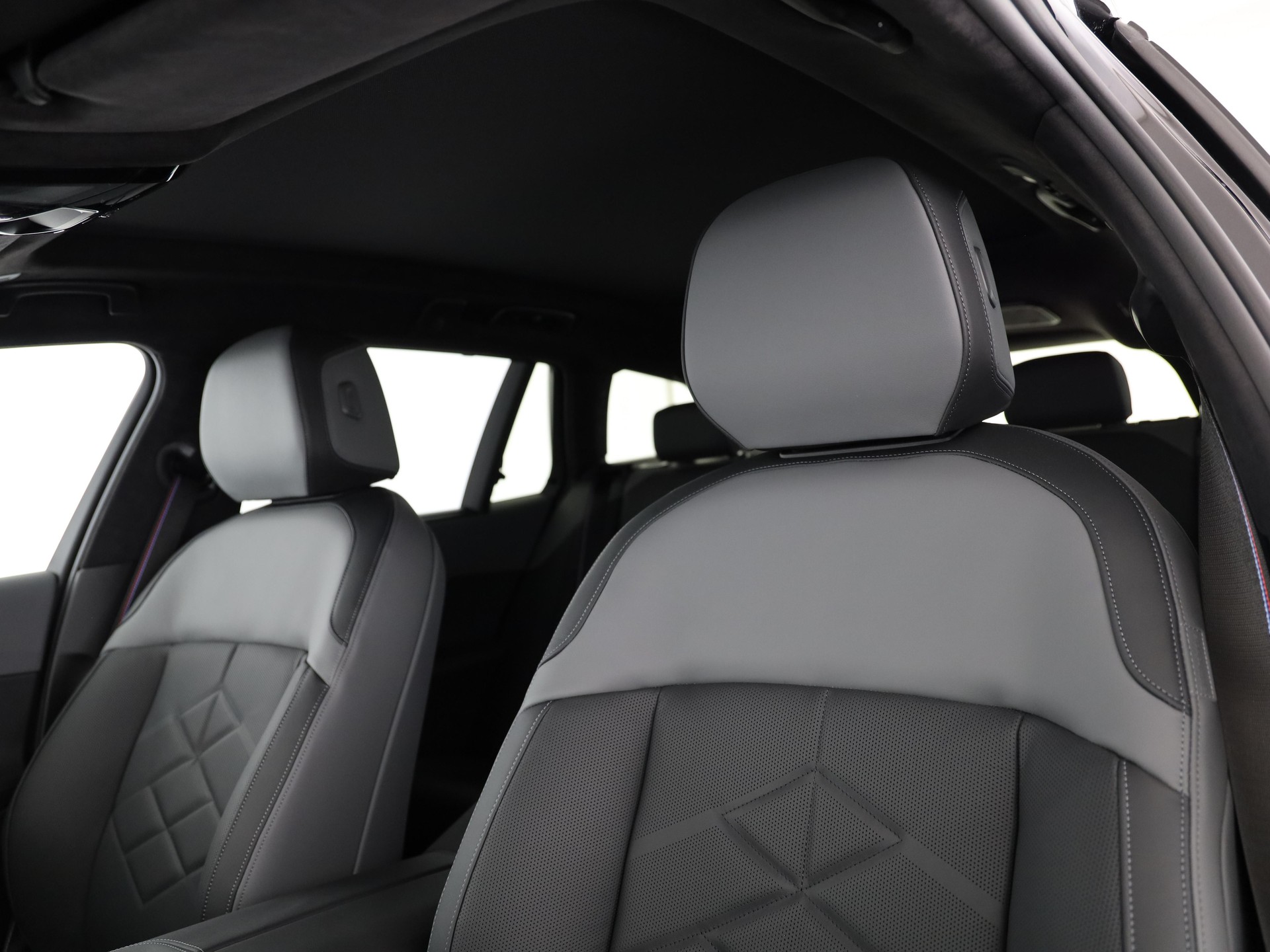 BMW 540d xDrive Touring-image-11