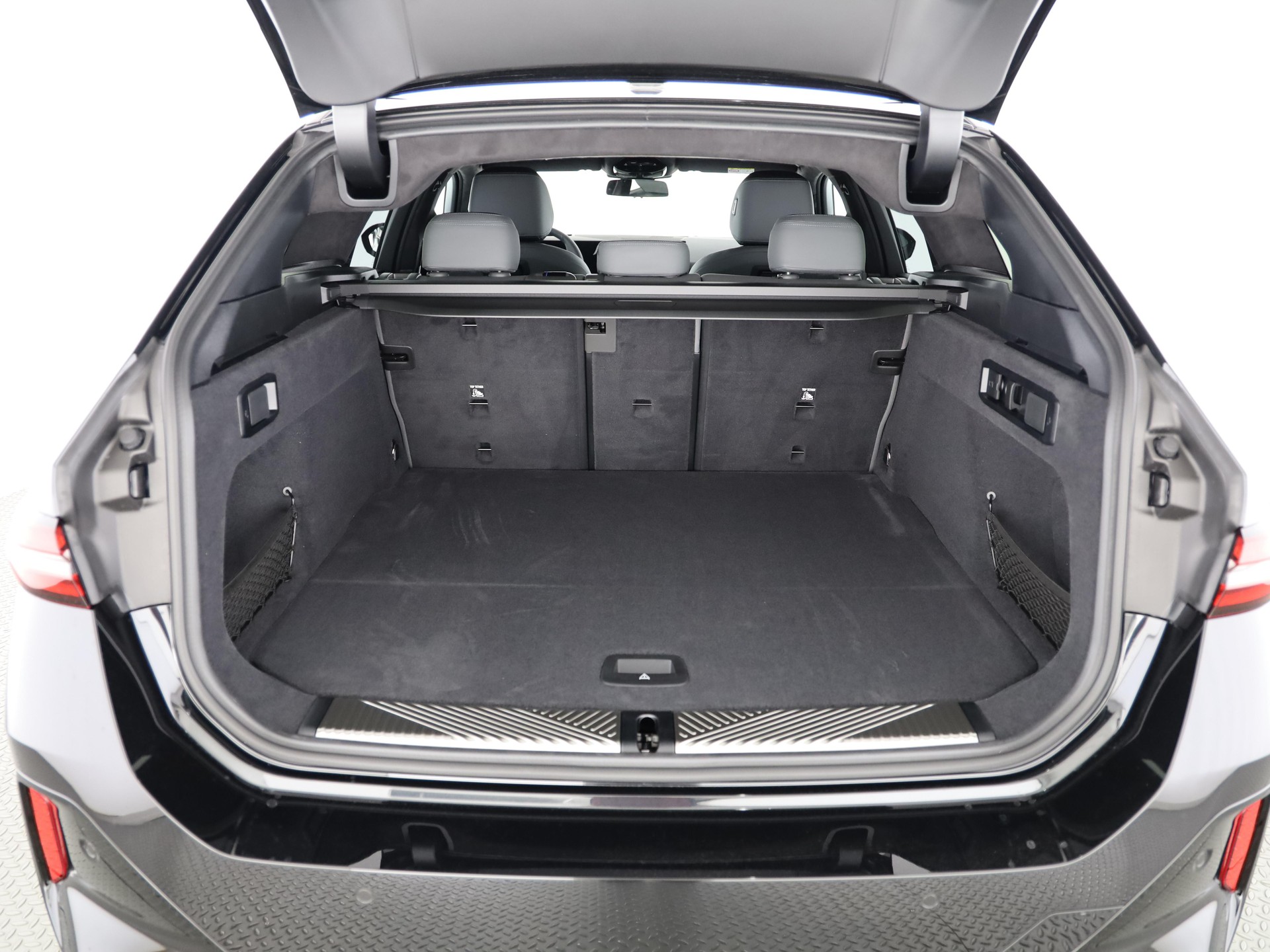 BMW 540d xDrive Touring-image-6