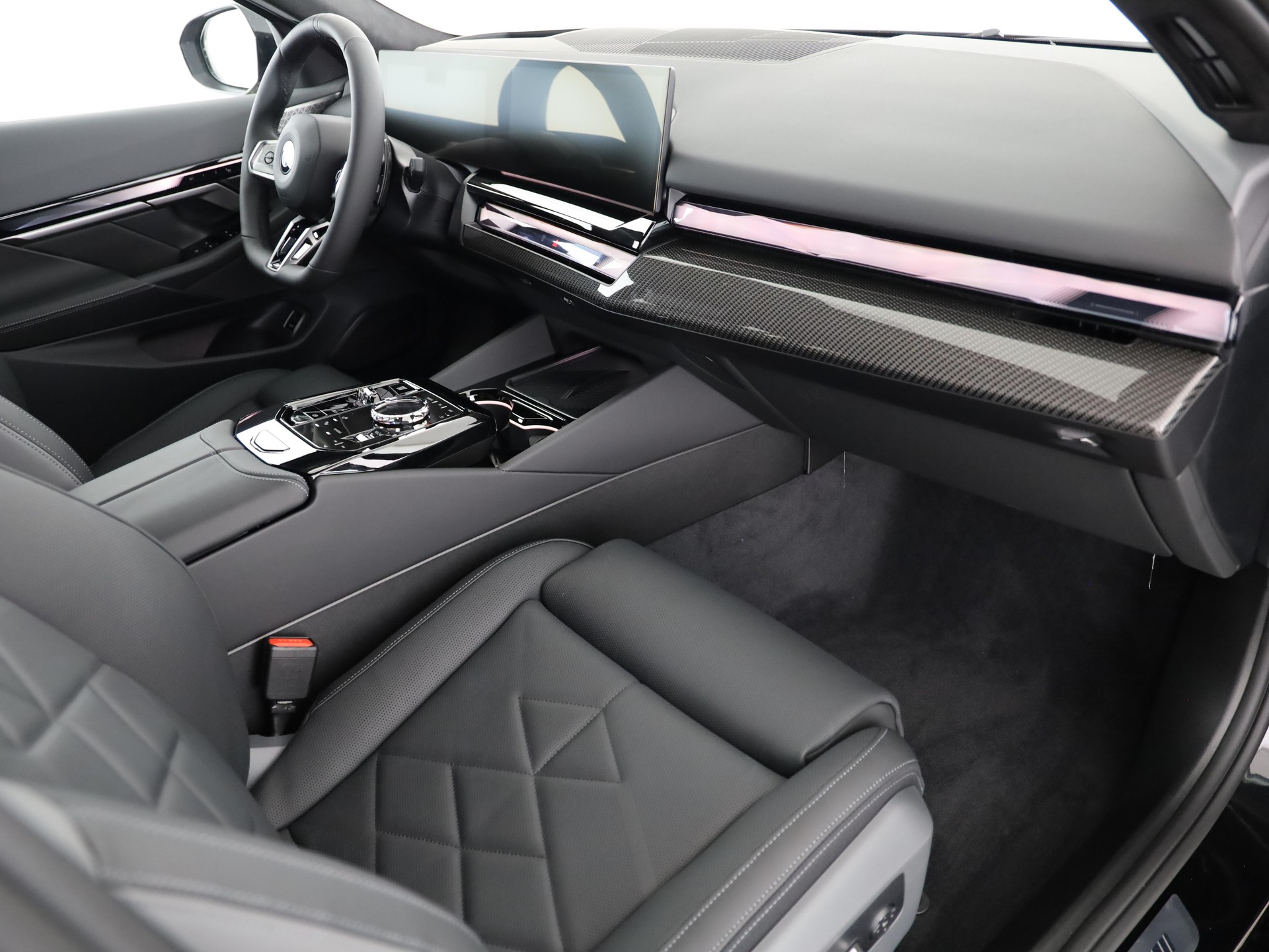 BMW 540d xDrive Touring-image-13