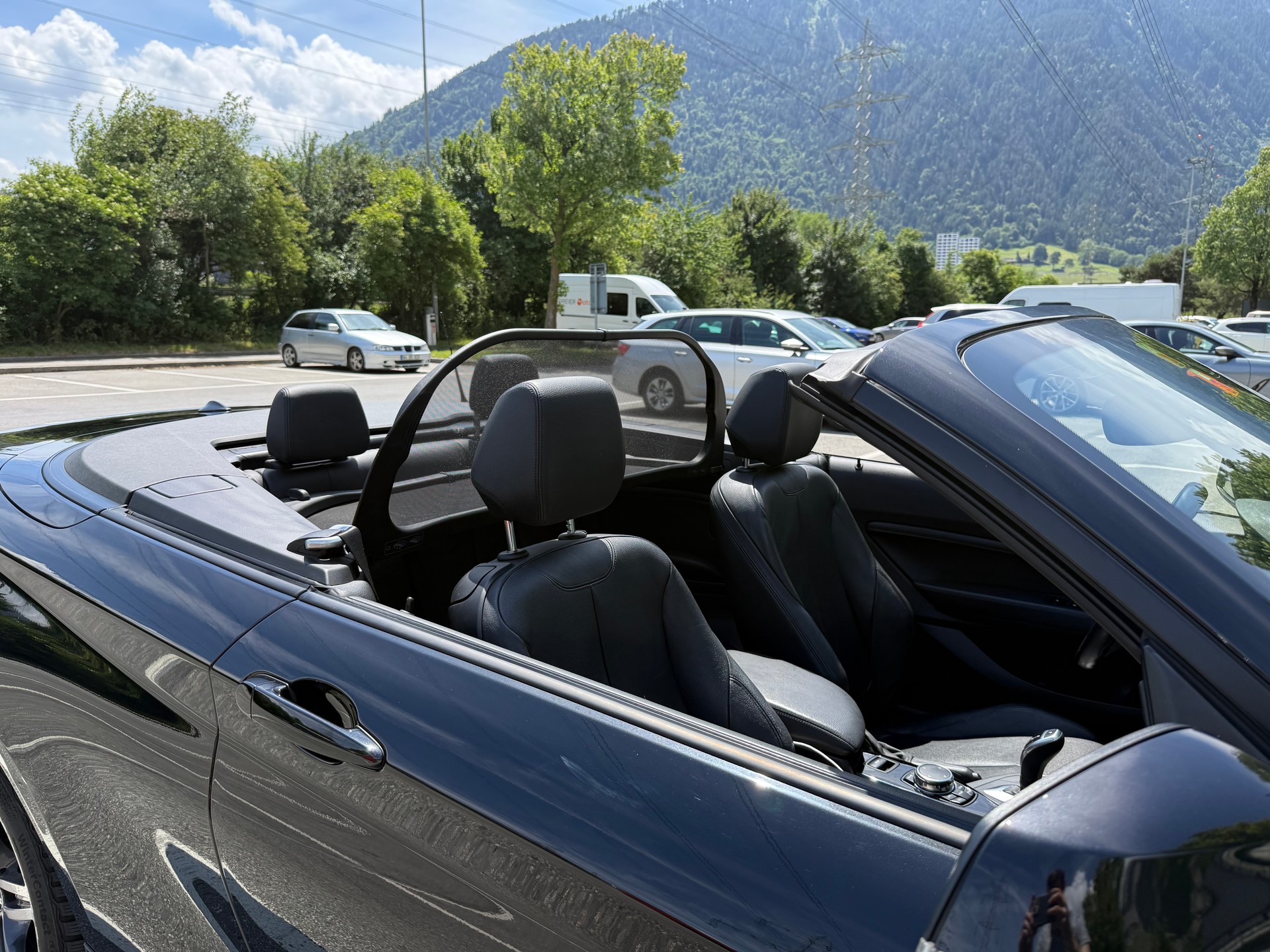 BMW 220i-image-3