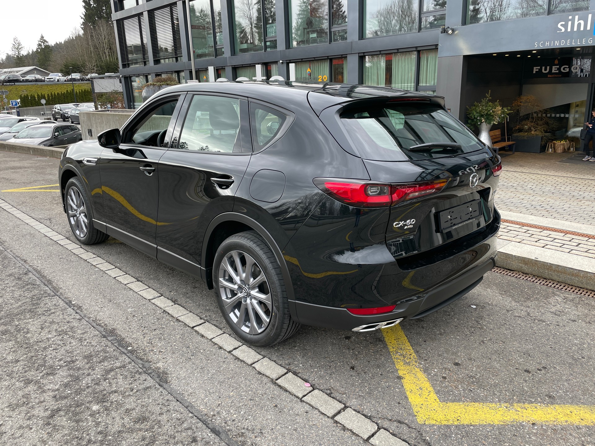 MAZDA CX-60 e-Skyactiv PHEV 327 PHEV AWD Exclusive Line mit AHK-image-8