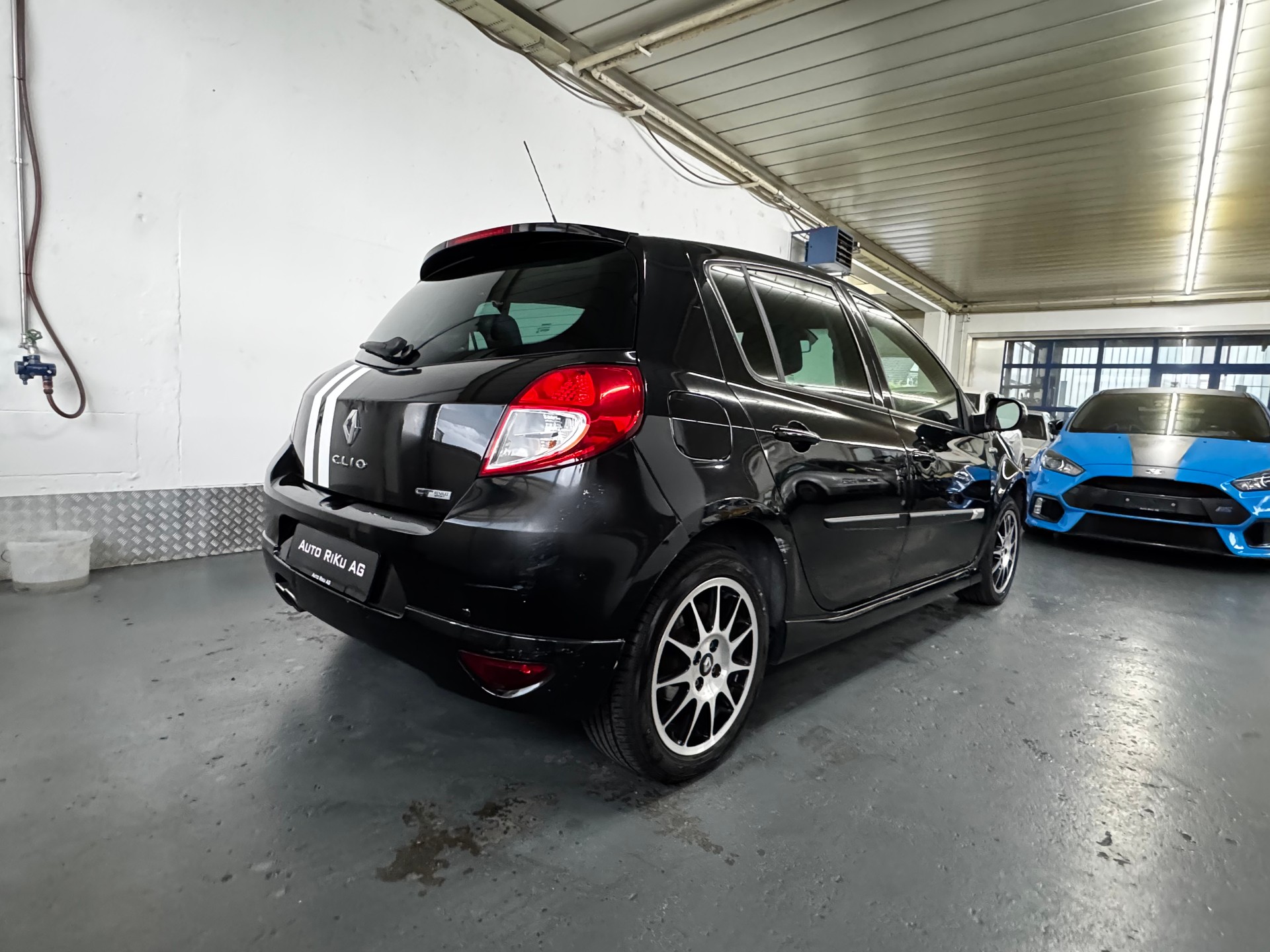 RENAULT Clio 1.6 16V Gordini GT-image-10