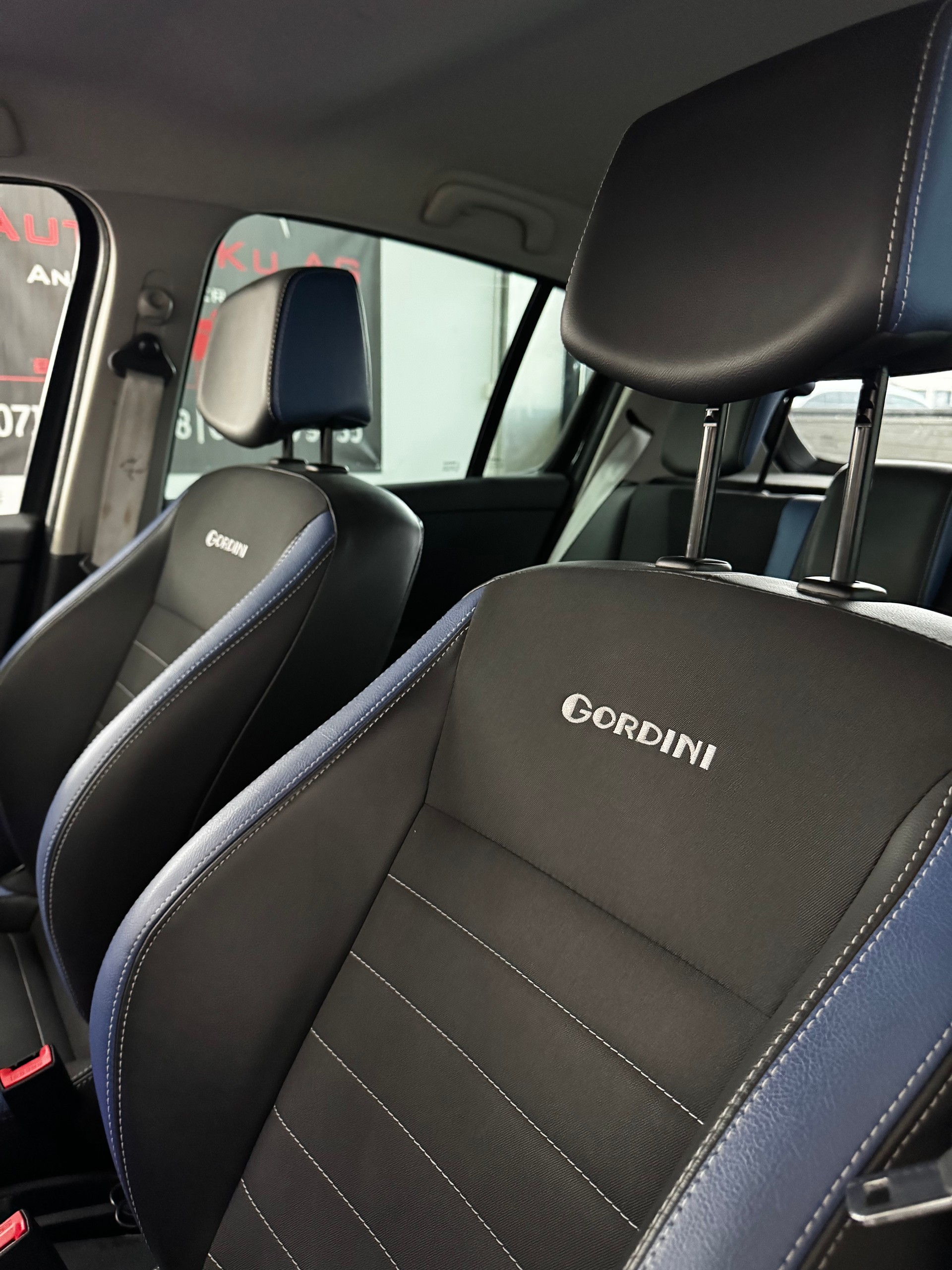 RENAULT Clio 1.6 16V Gordini GT-image-16