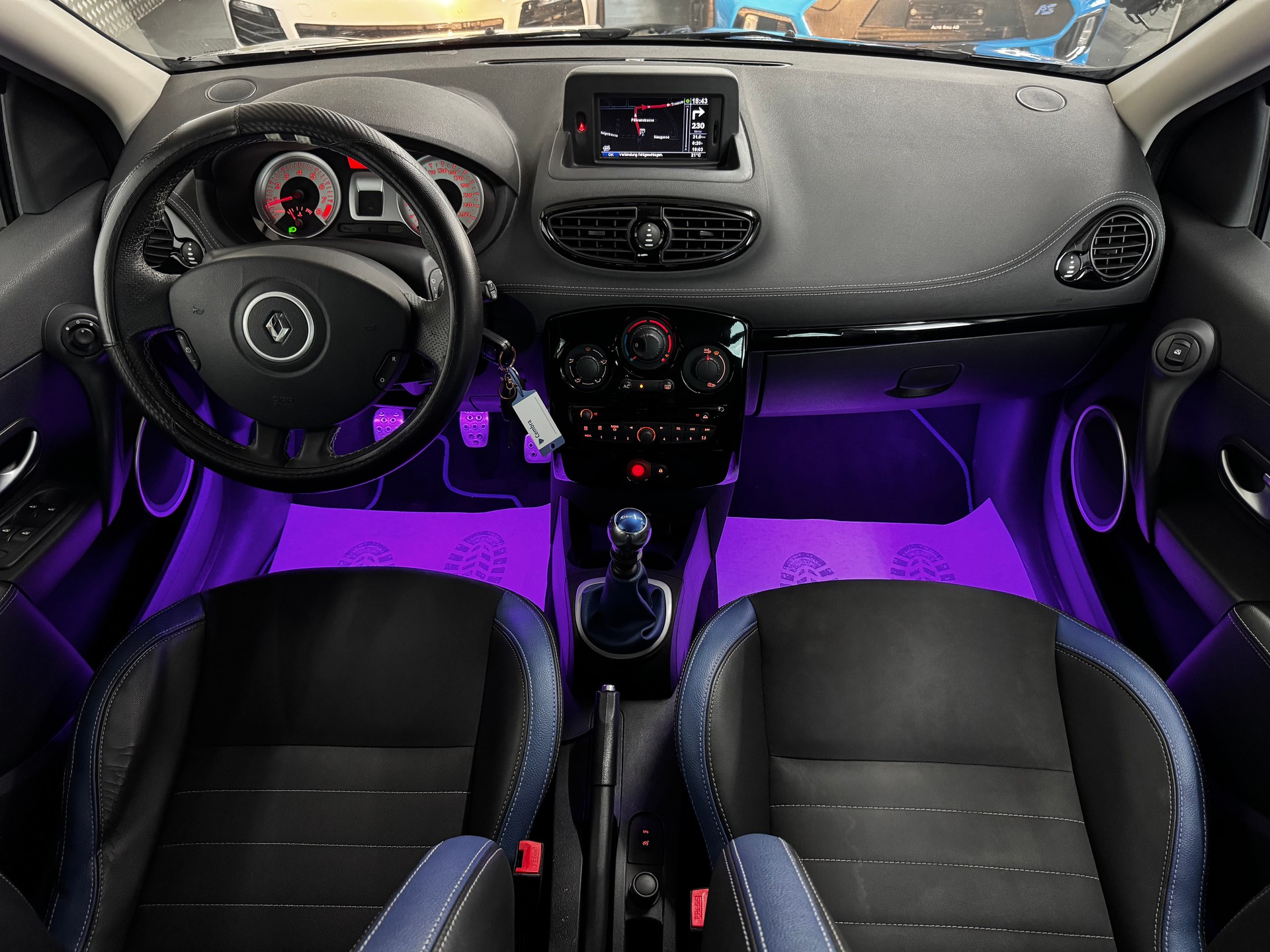 RENAULT Clio 1.6 16V Gordini GT-image-17