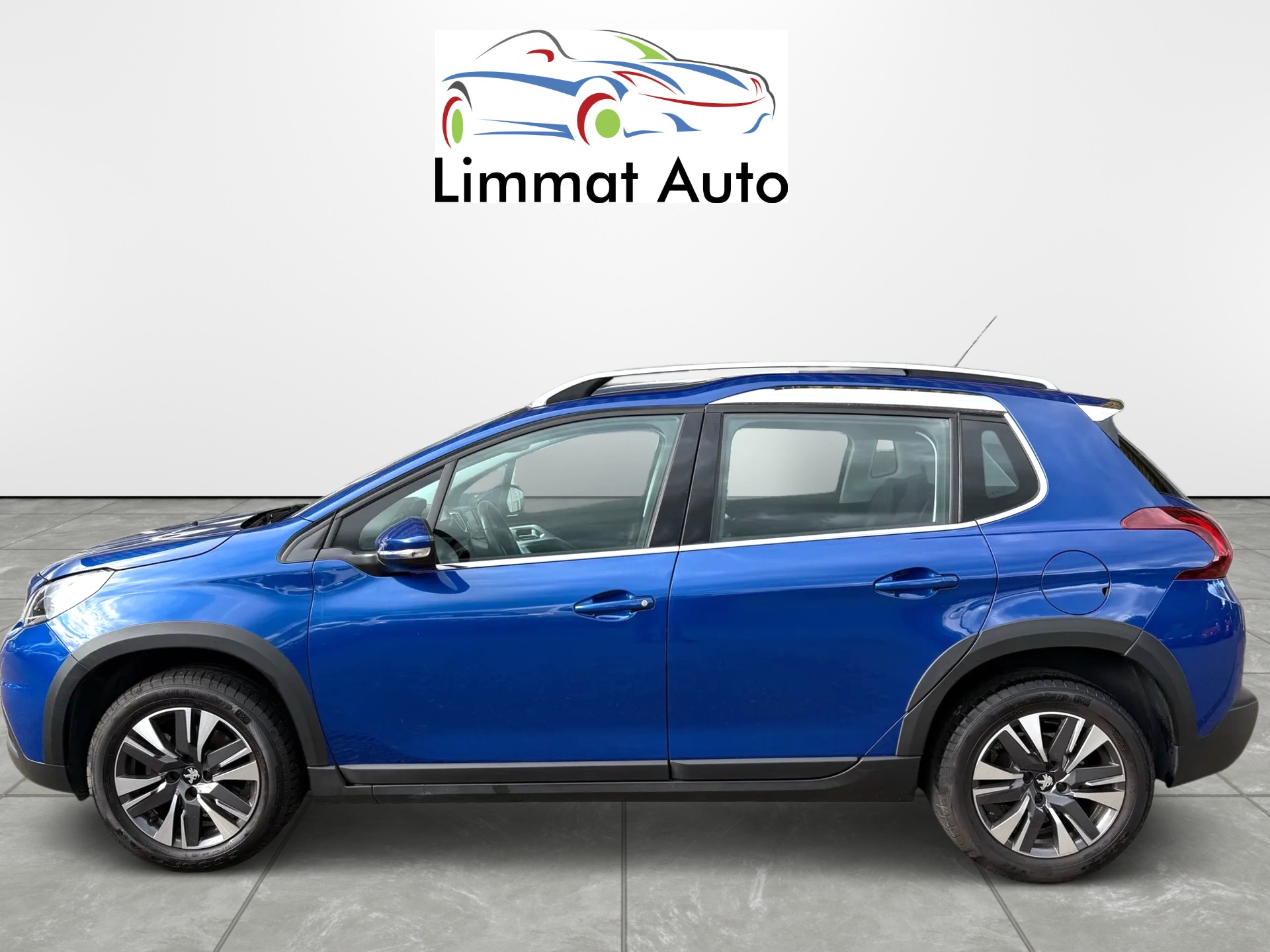 PEUGEOT 2008 1.2 PureTech Allure-image-2