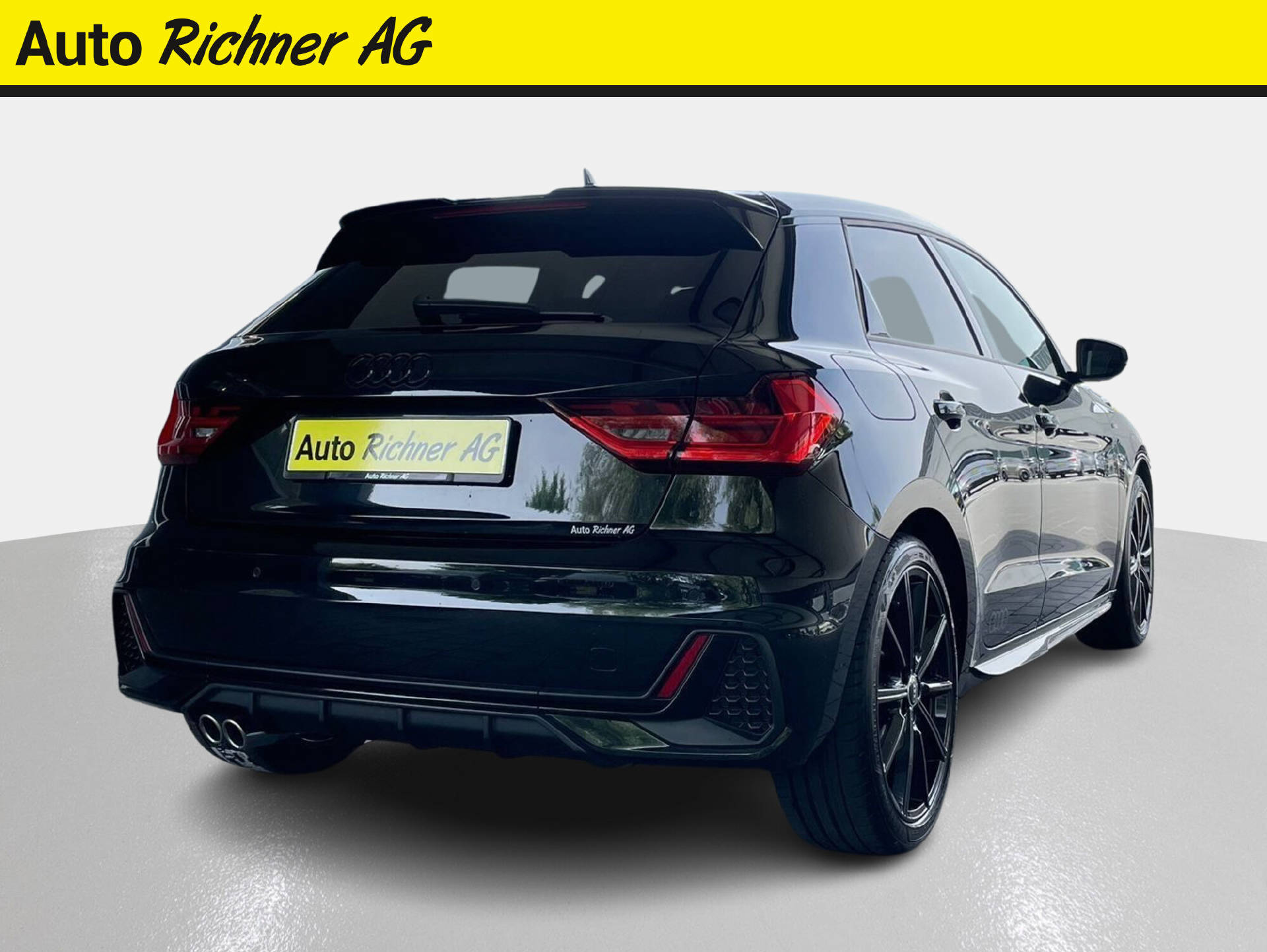 AUDI A1 Sportback 2.0 40 TFSI S Line S-Tronic-image-3