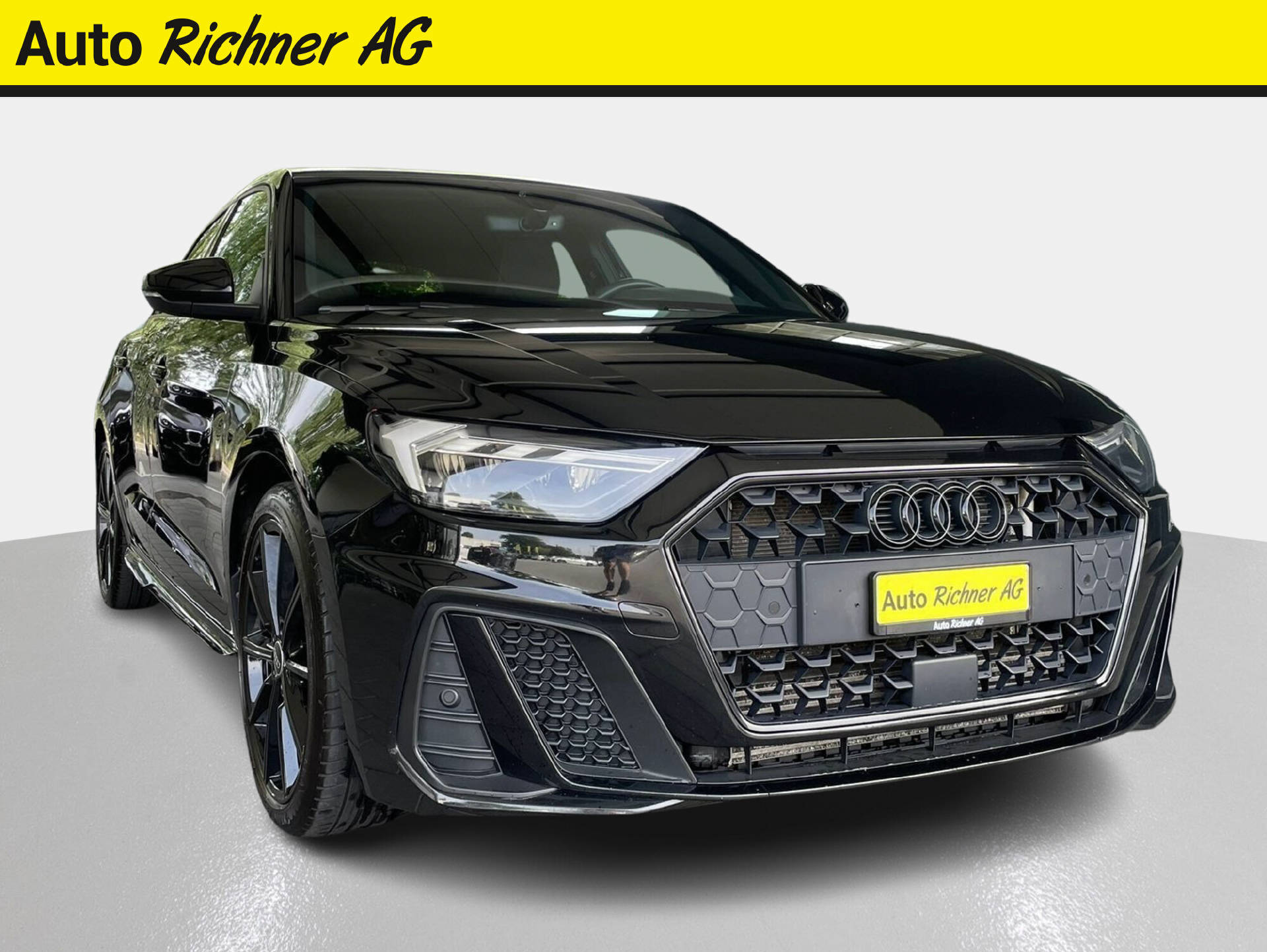 AUDI A1 Sportback 2.0 40 TFSI S Line S-Tronic-image-0