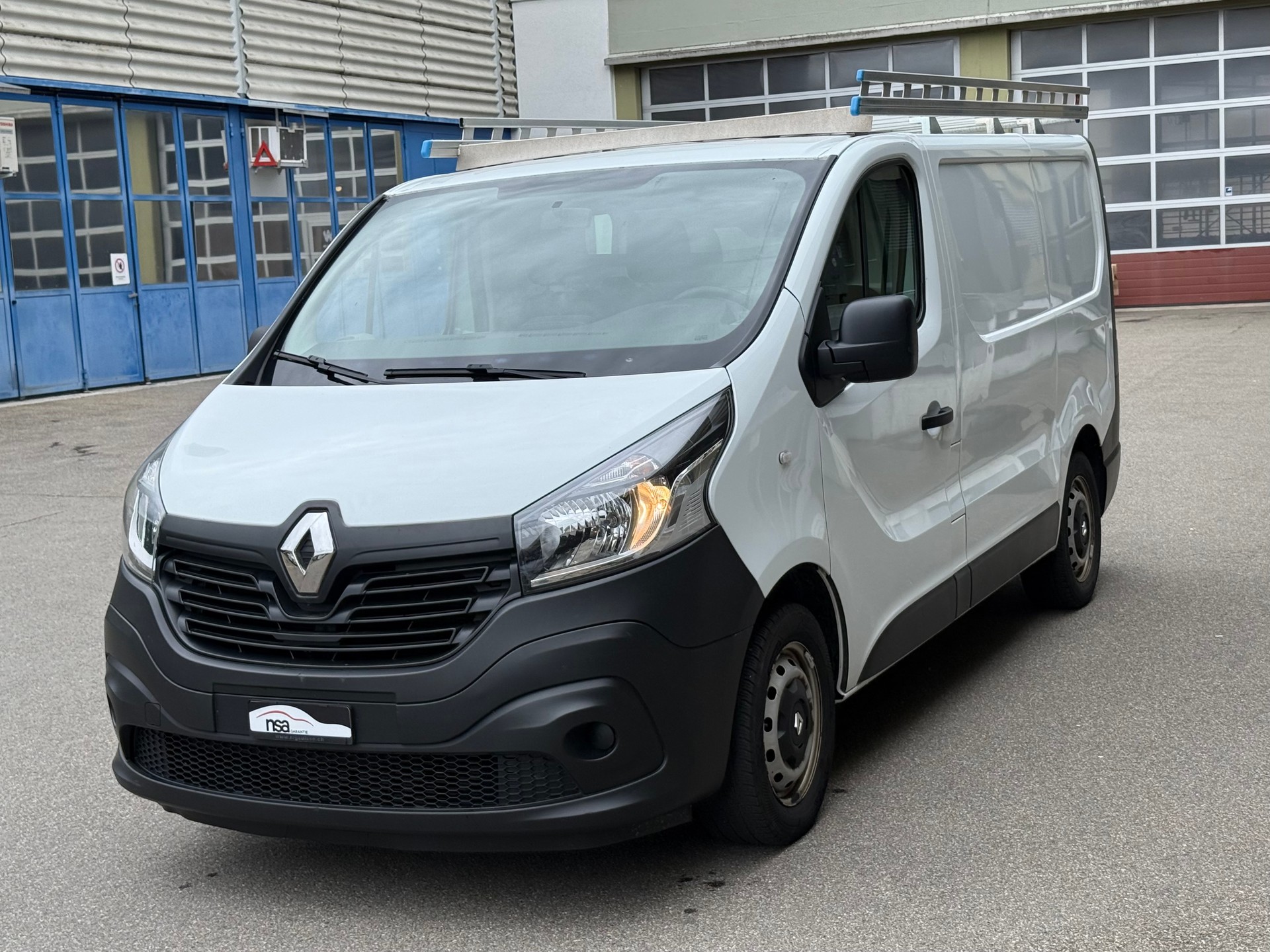 RENAULT Trafic 1.6 dCi 95 2.7t Access L1H1-image-1
