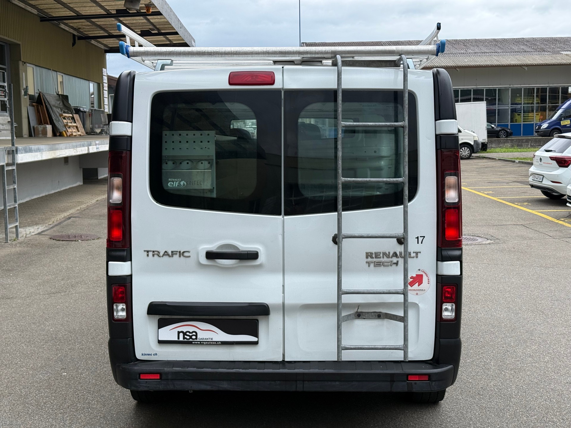RENAULT Trafic 1.6 dCi 95 2.7t Access L1H1-image-4