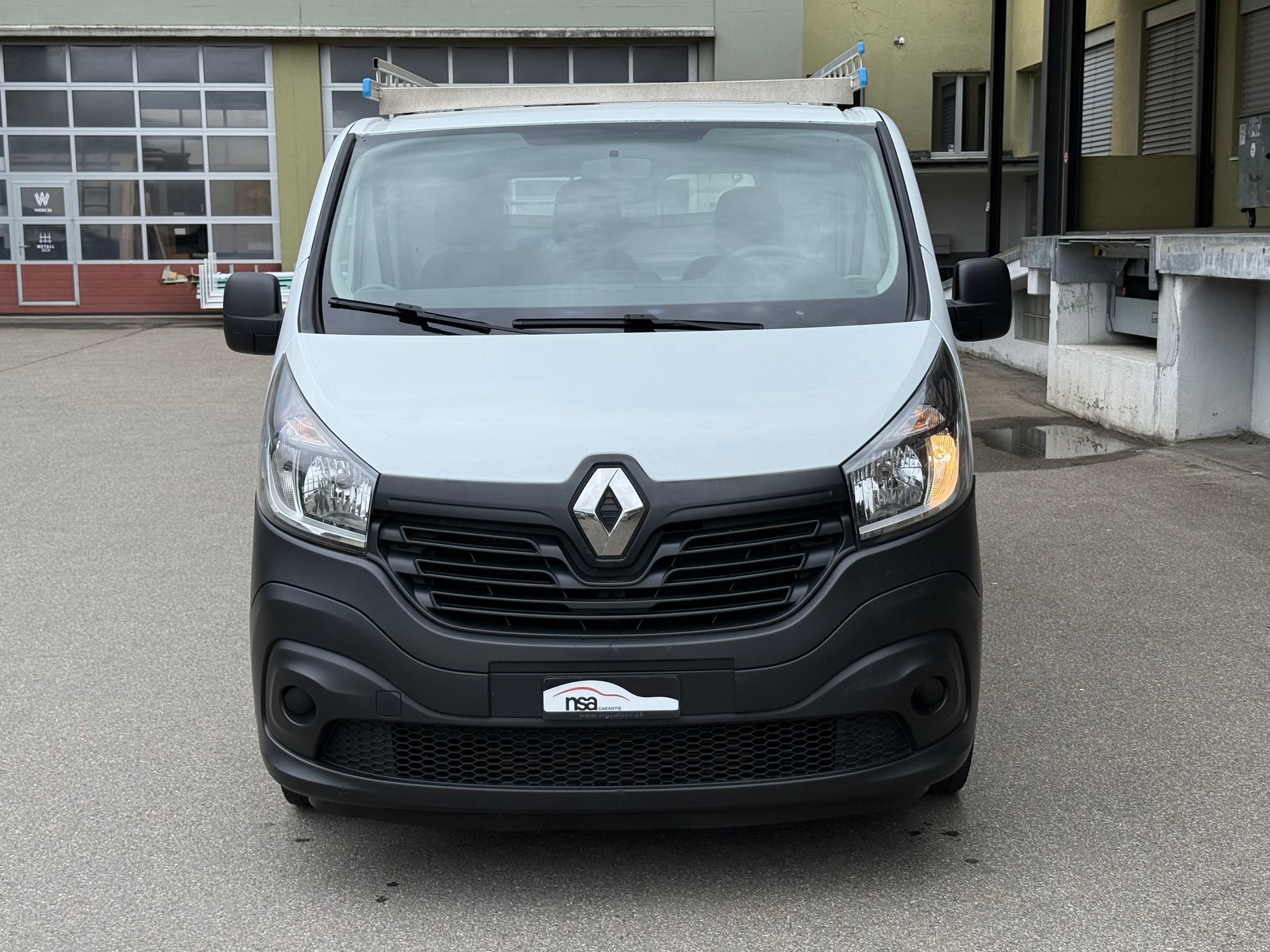RENAULT Trafic 1.6 dCi 95 2.7t Access L1H1-image-0
