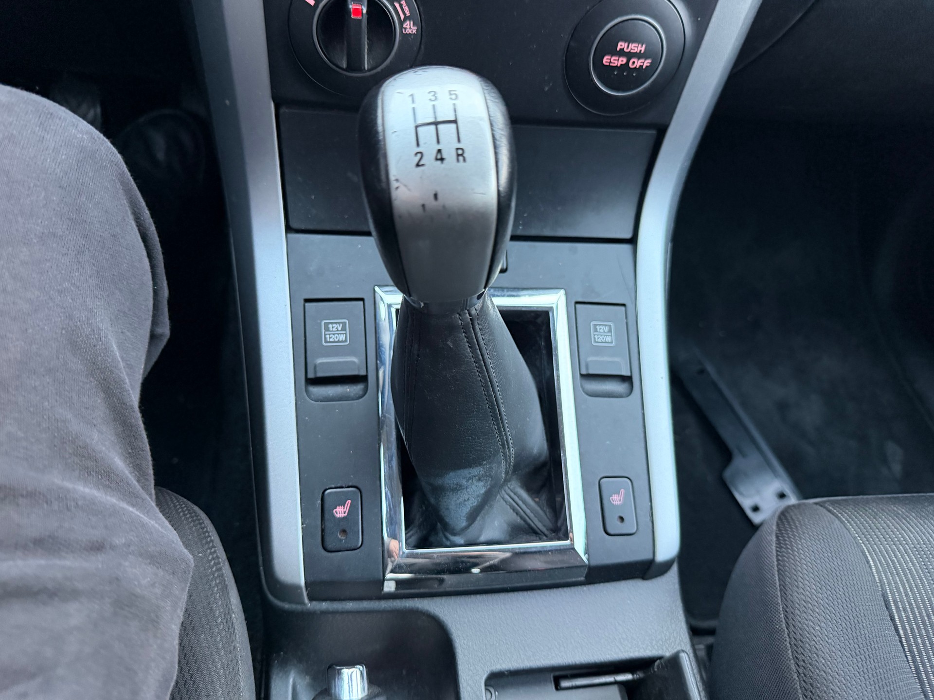SUZUKI Grand Vitara 2.4 16V GL Top-image-17