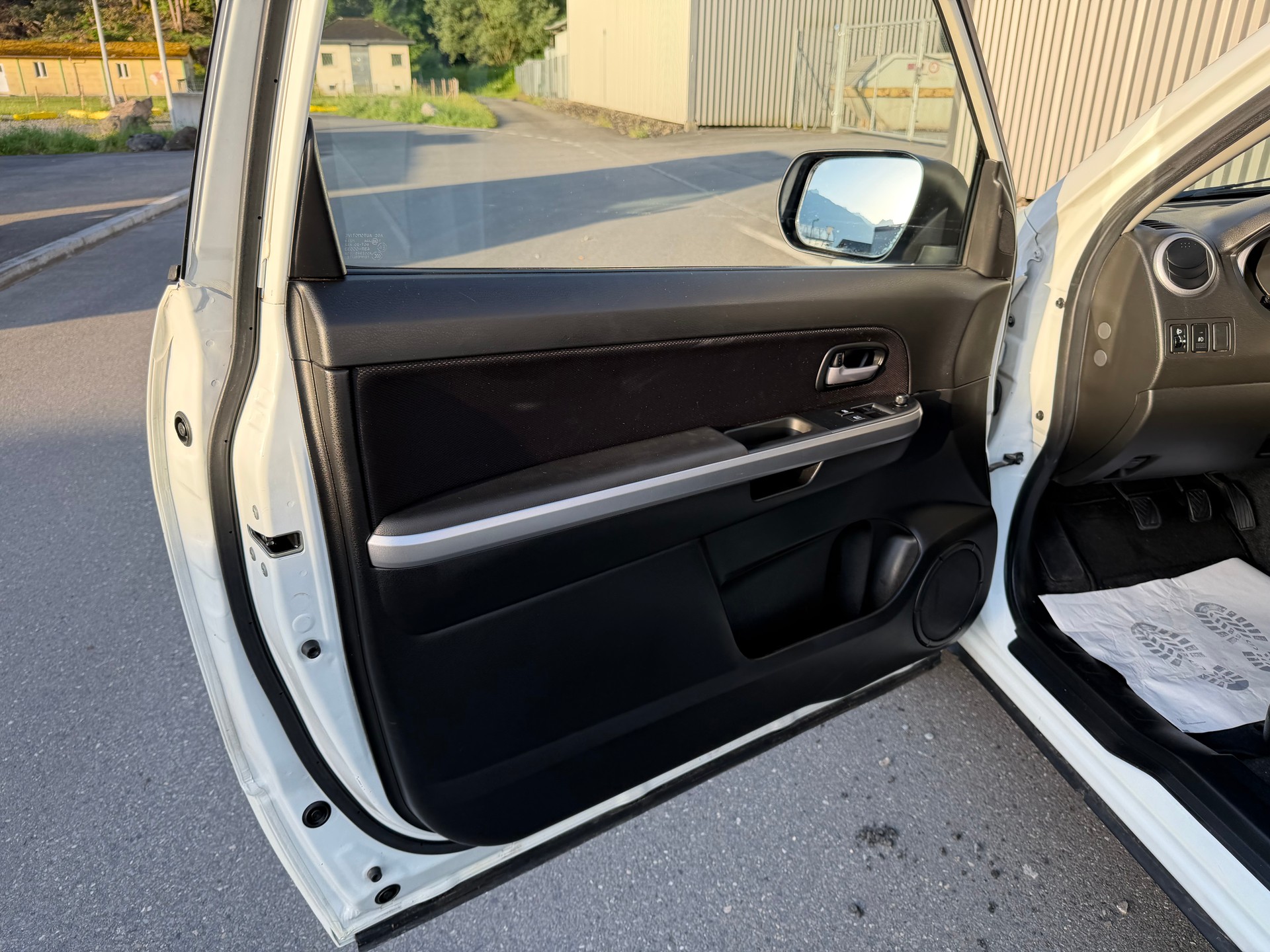 SUZUKI Grand Vitara 2.4 16V GL Top-image-21