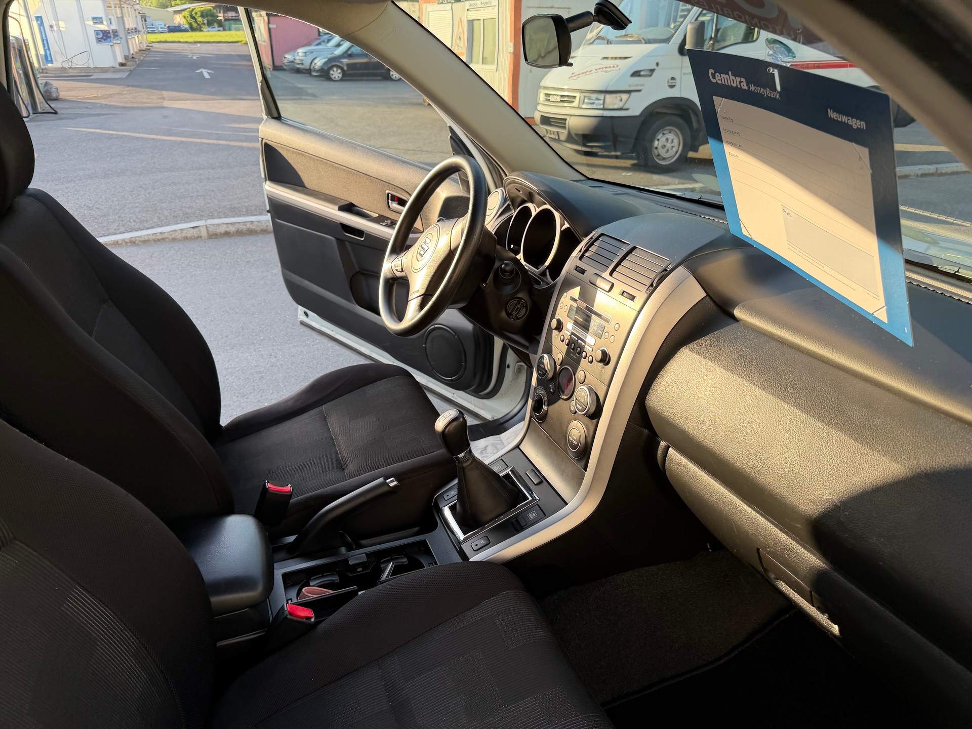 SUZUKI Grand Vitara 2.4 16V GL Top-image-23